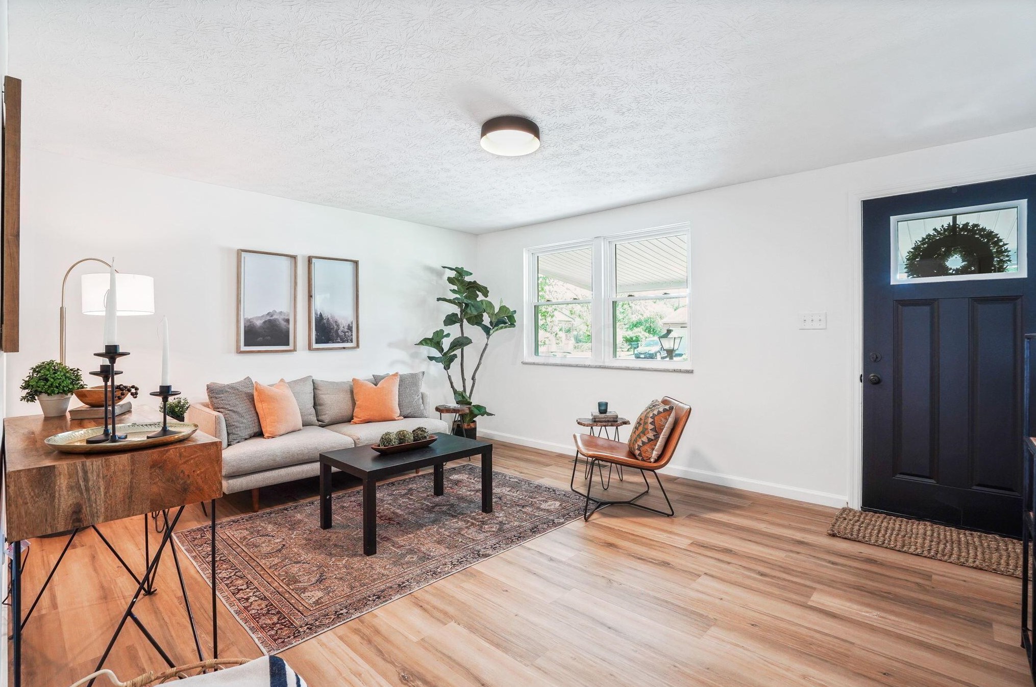 3827 Edendale Rd, Columbus OH  43207-4121 exterior