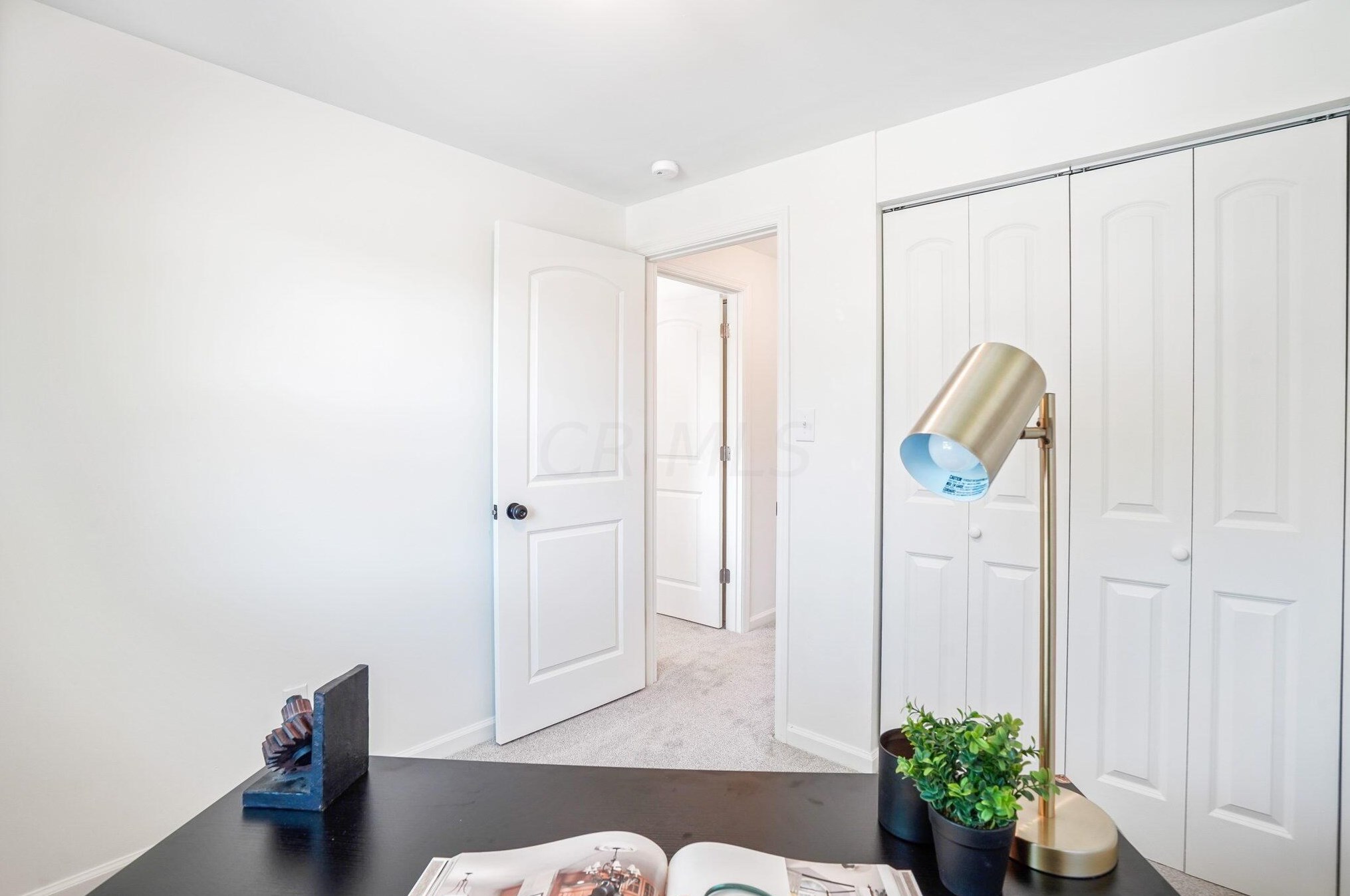 3827 Edendale Rd, Columbus OH  43207-4121 exterior