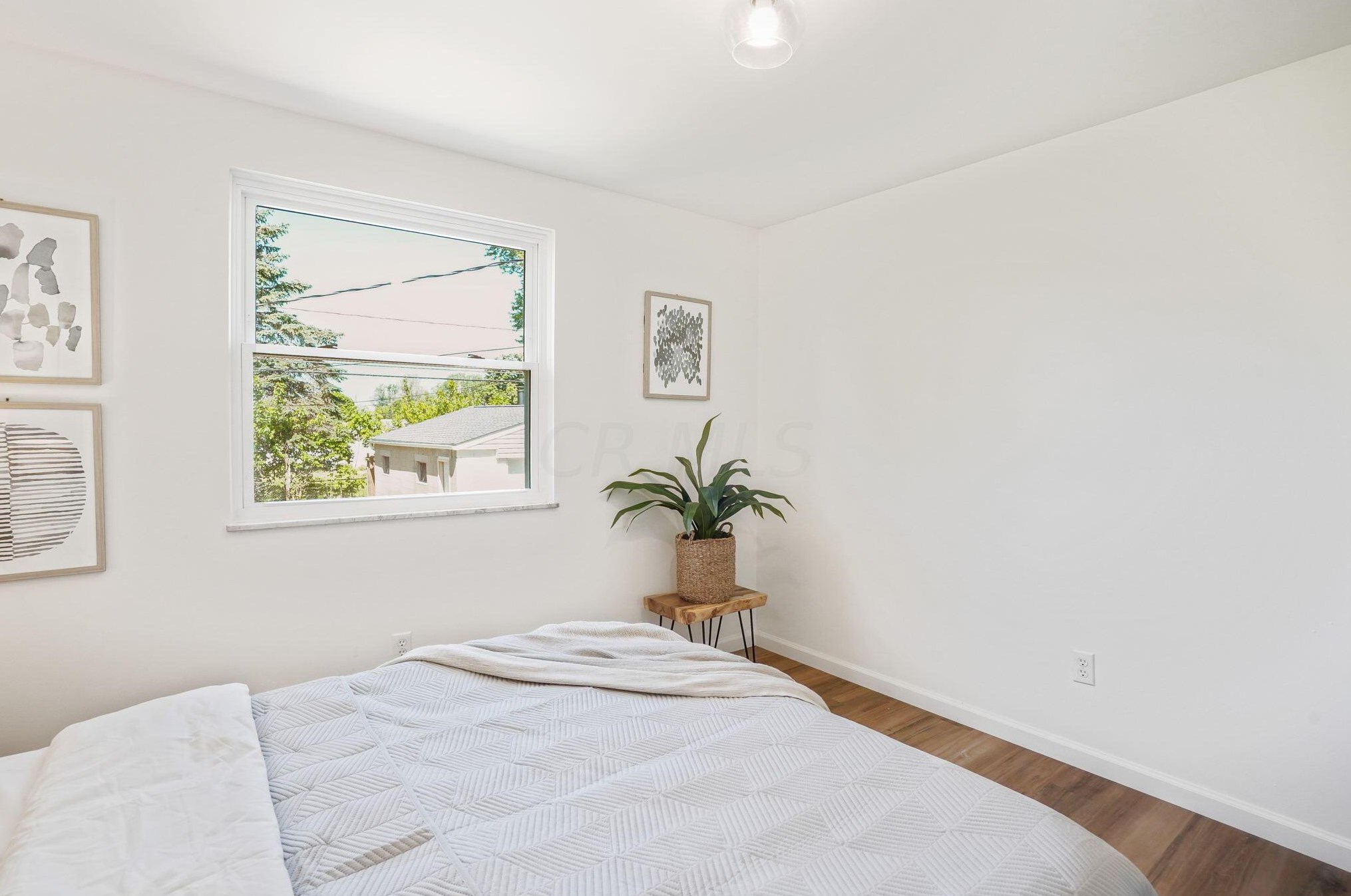 3827 Edendale Rd, Columbus OH  43207-4121 exterior