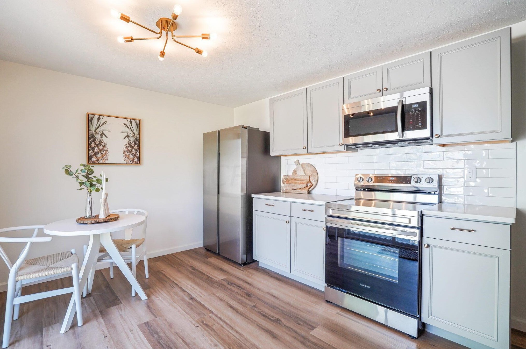 3827 Edendale Rd, Columbus OH  43207-4121 exterior