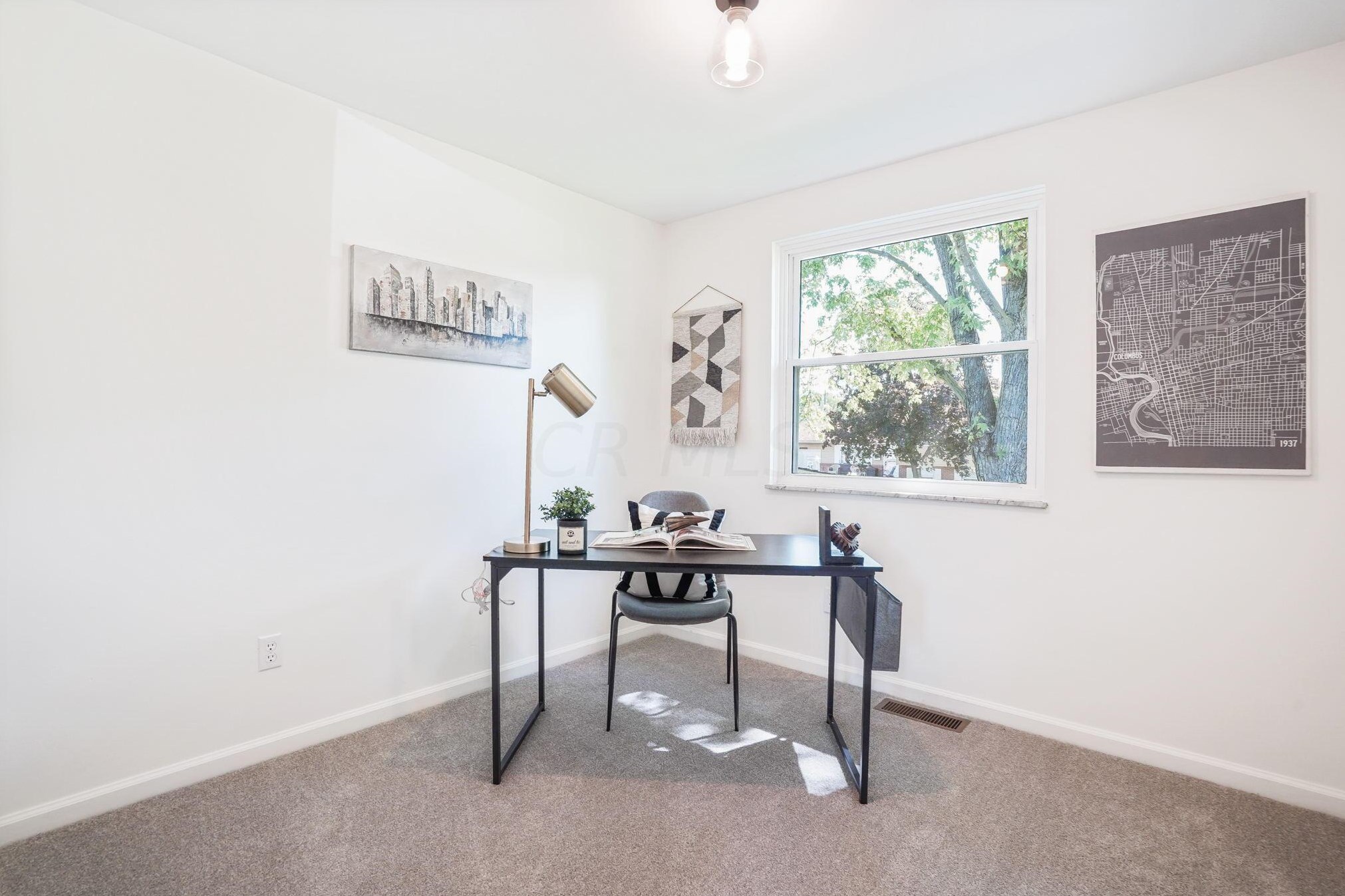 3827 Edendale Rd, Columbus OH  43207-4121 exterior