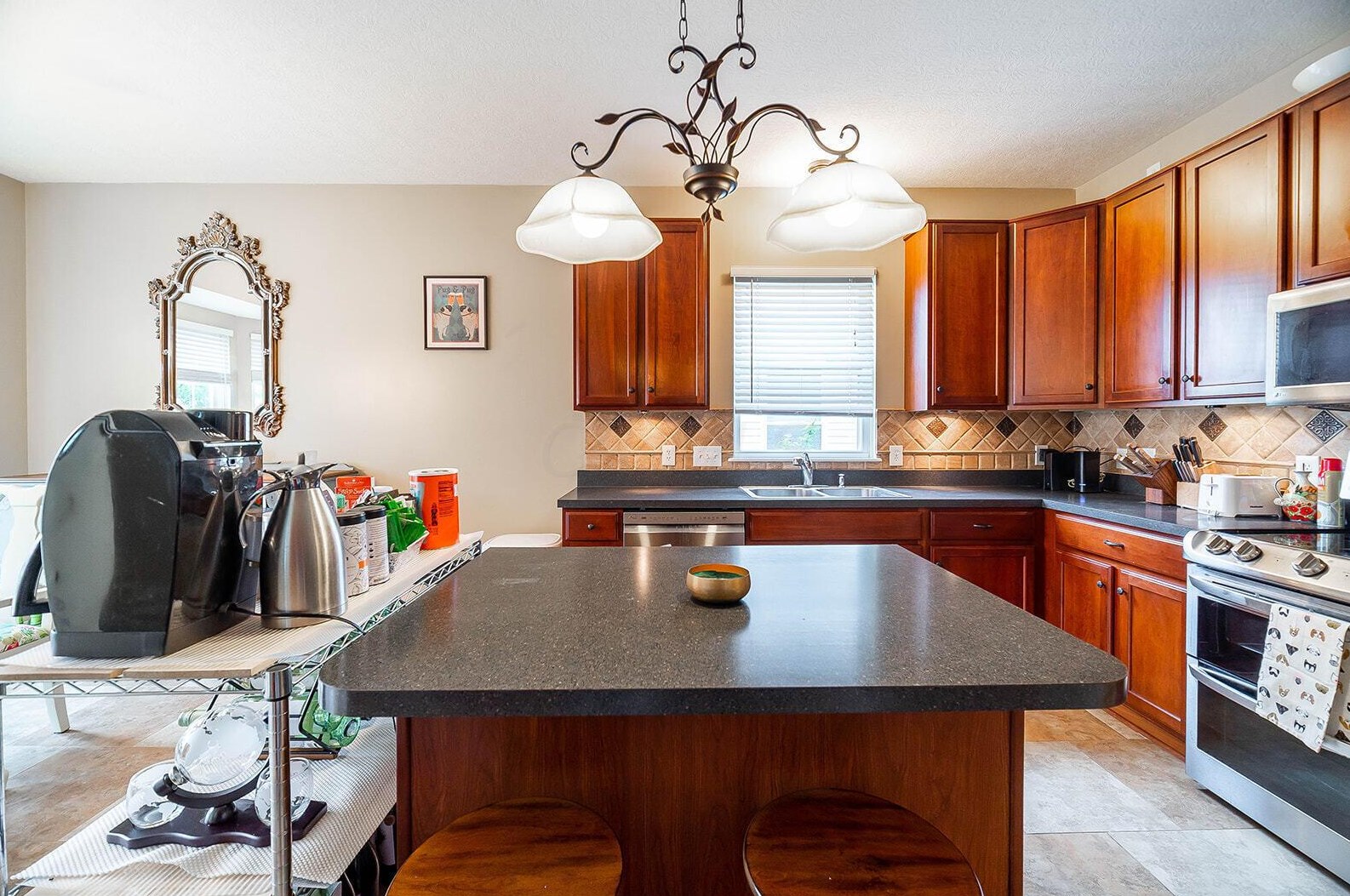 5961 Myrick Rd, Dublin OH  43016-7929 exterior