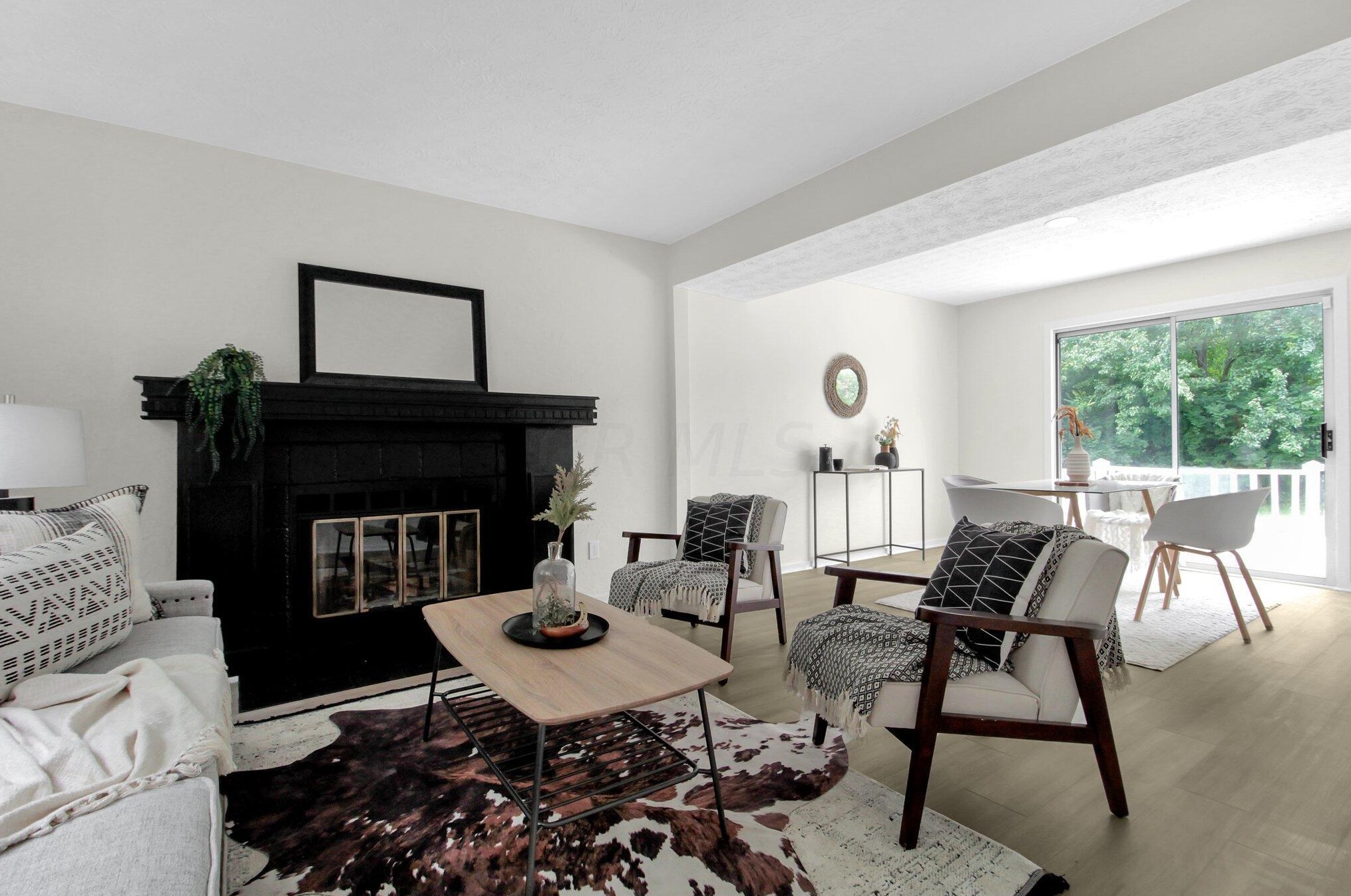 3968 Deer Knoll Dr, Columbus OH  43230-4140 exterior