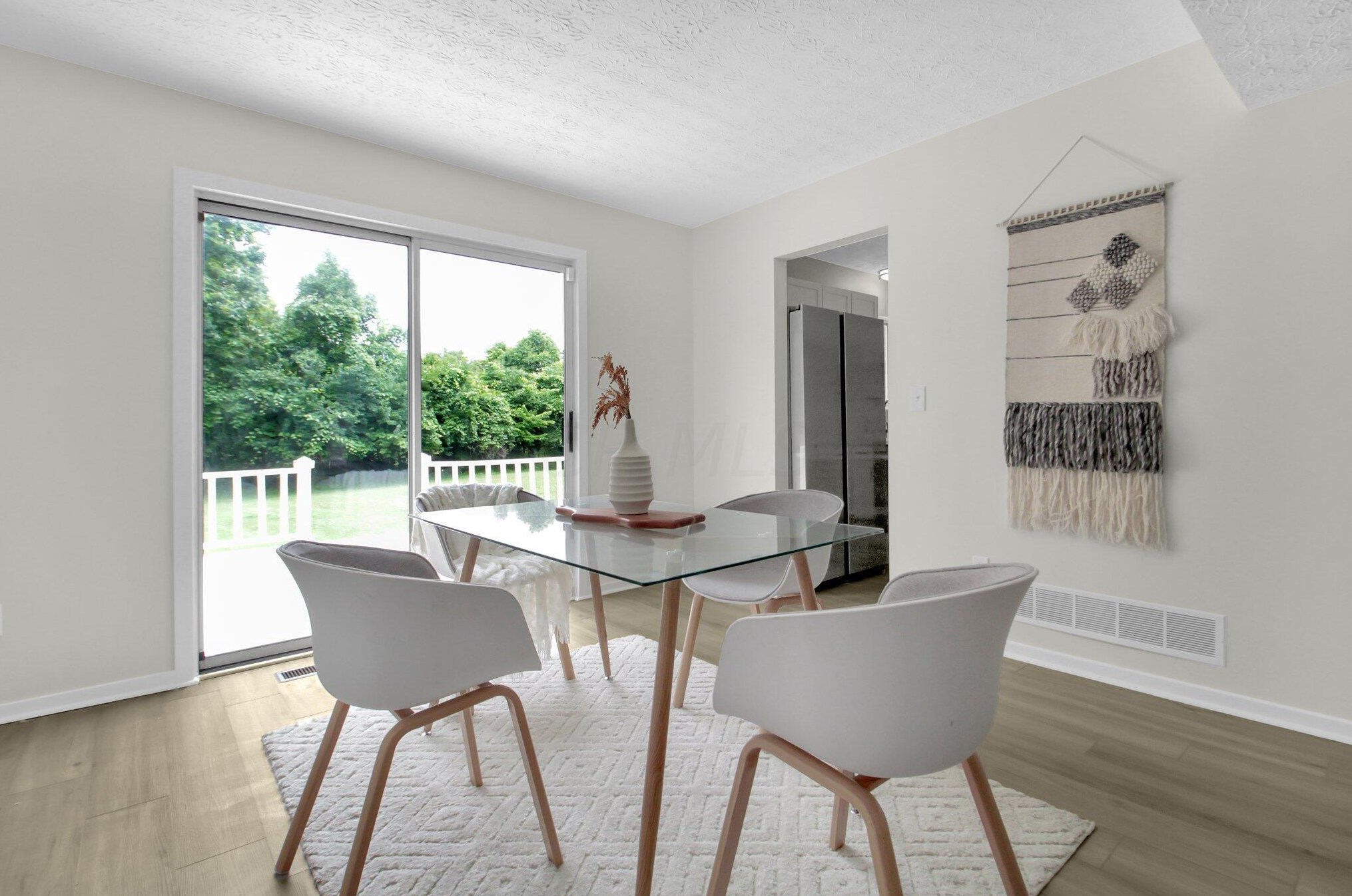 3968 Deer Knoll Dr, Columbus OH  43230-4140 exterior