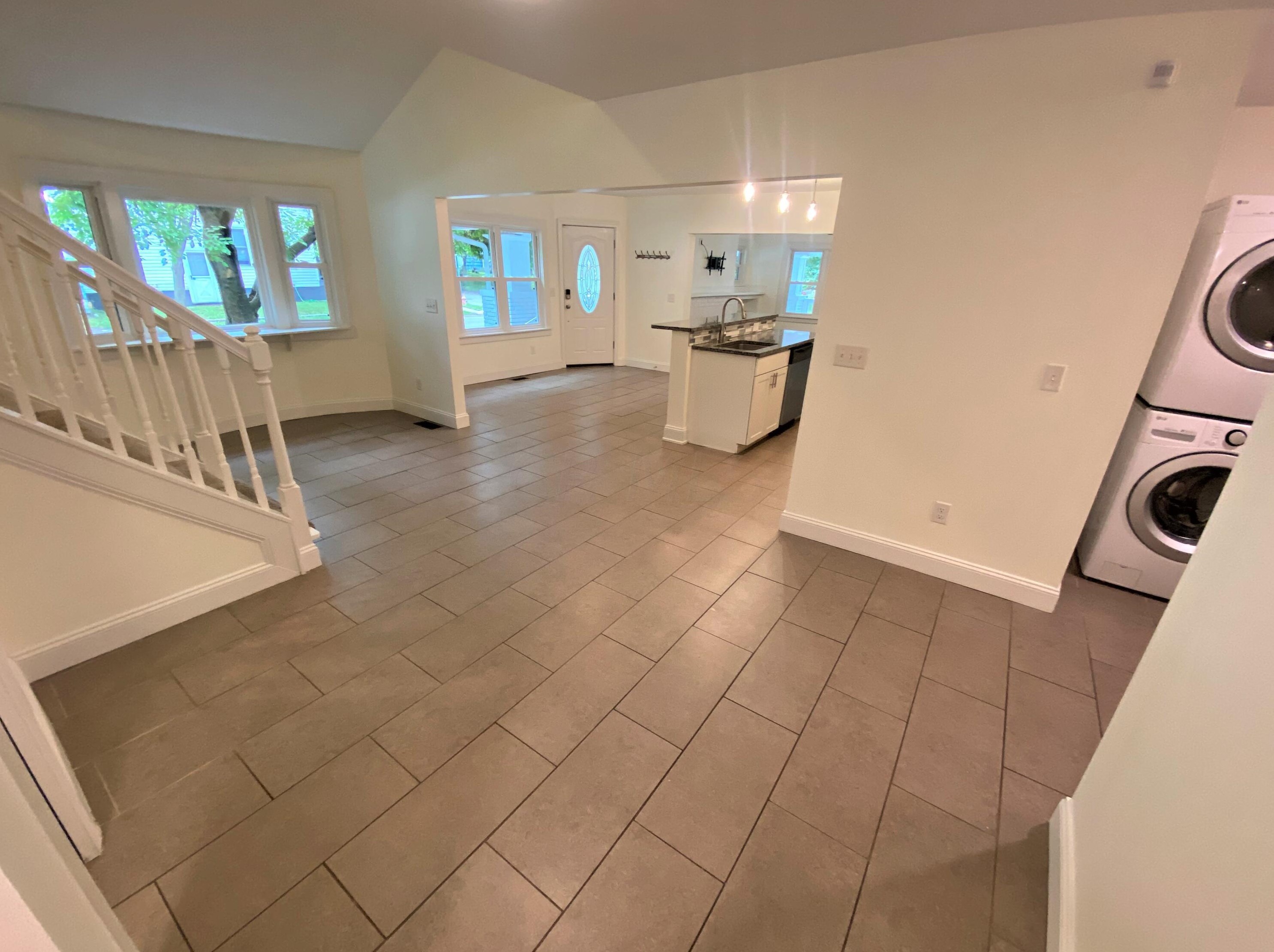 210 Brighton Rd, Columbus OH 43202-1024 exterior