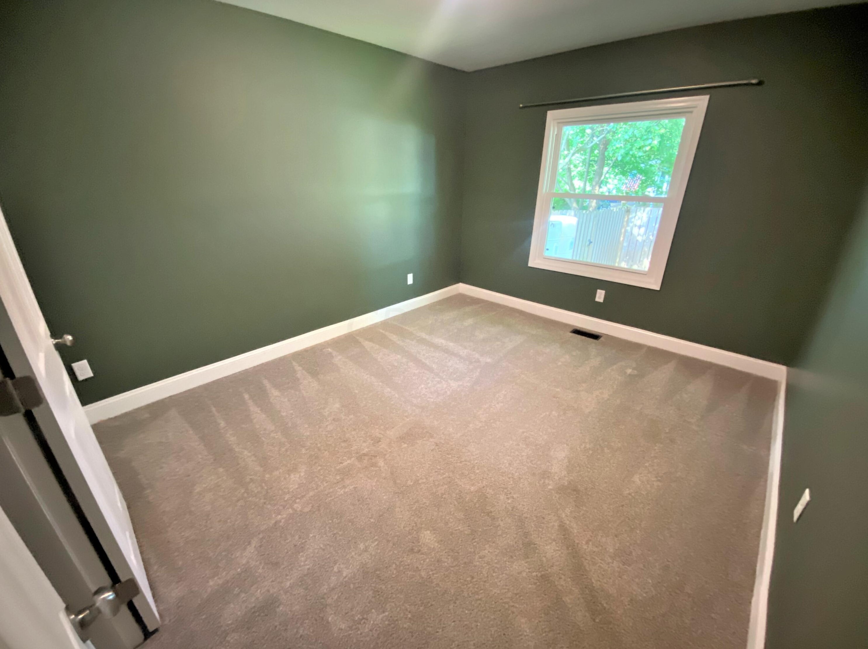 210 Brighton Rd, Columbus OH 43202-1024 exterior