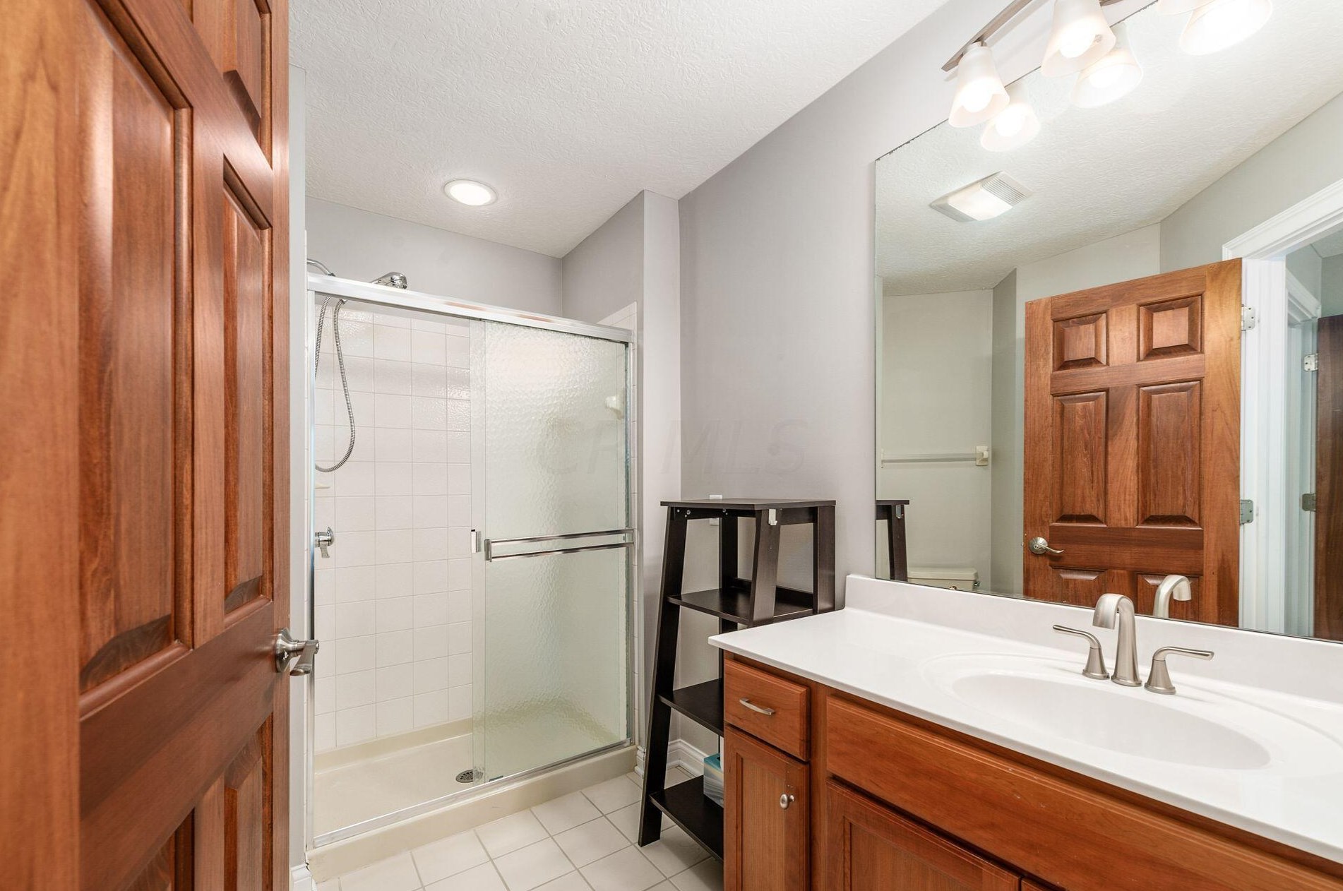 6209 Balmoral Dr, Dublin OH  43017-8595 exterior