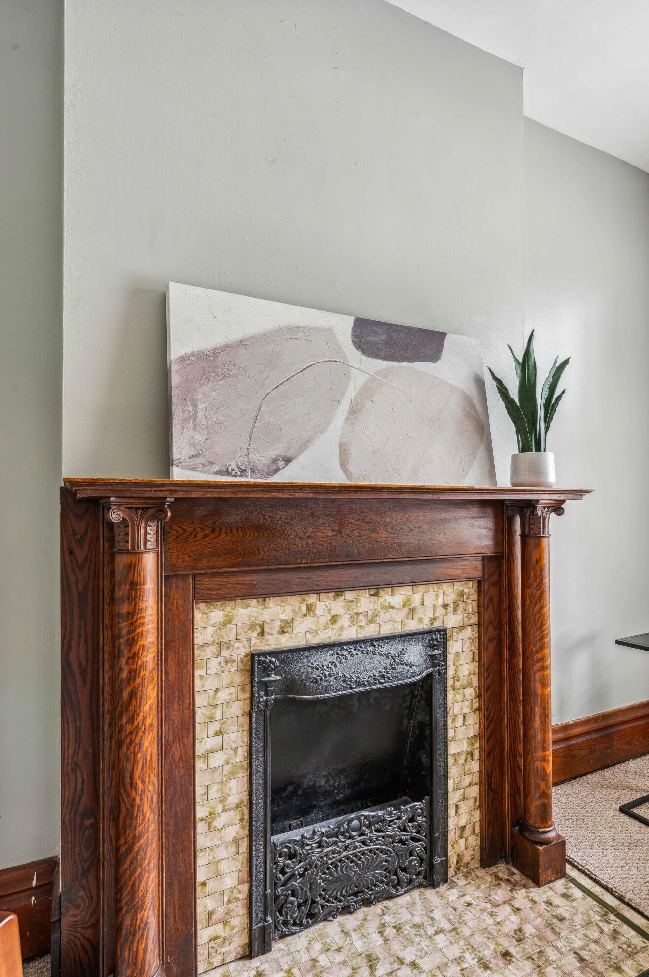 664 9 St, Columbus OH 43215-3972 exterior