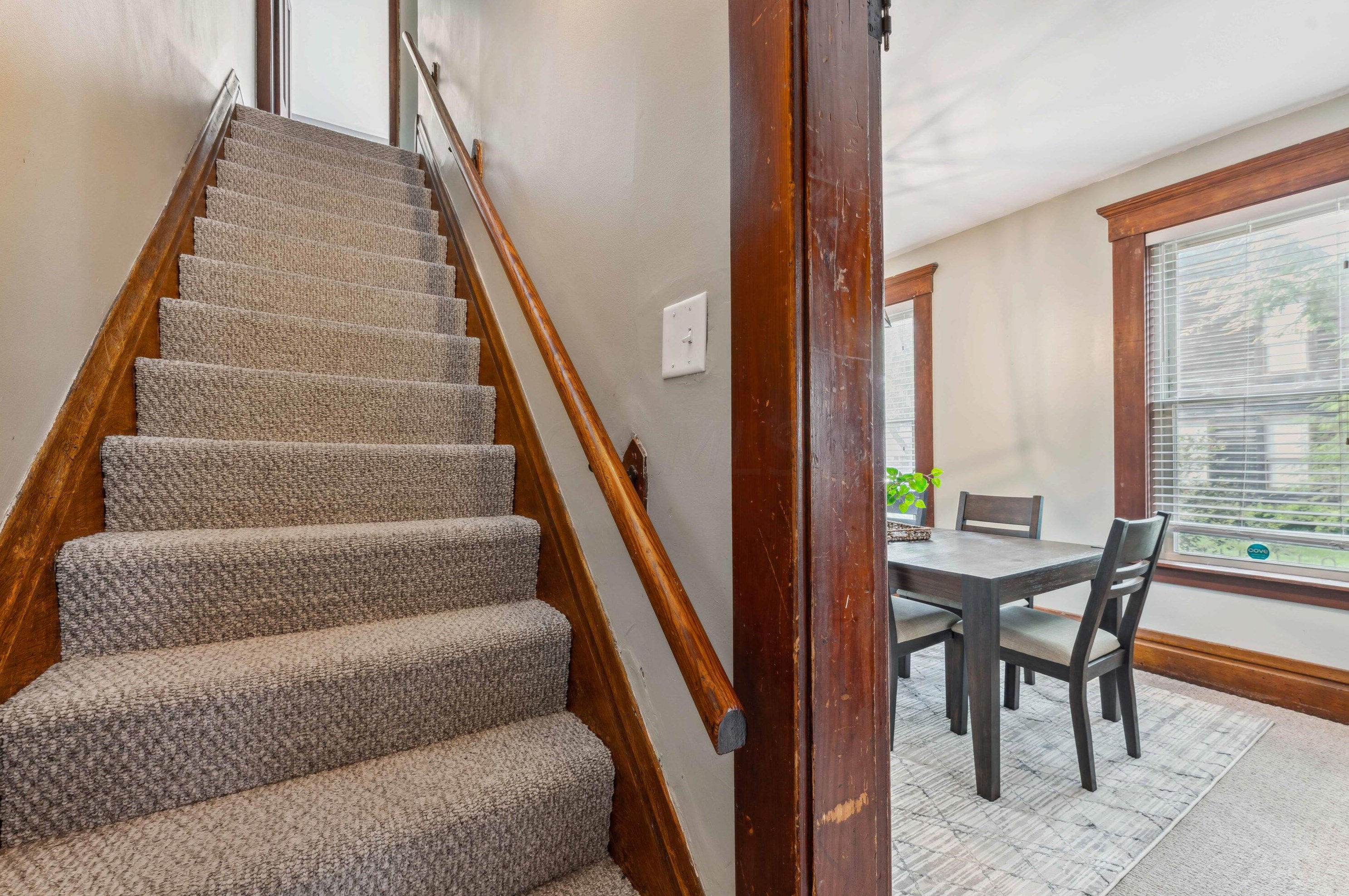 664 9 St, Columbus OH 43215-3972 exterior