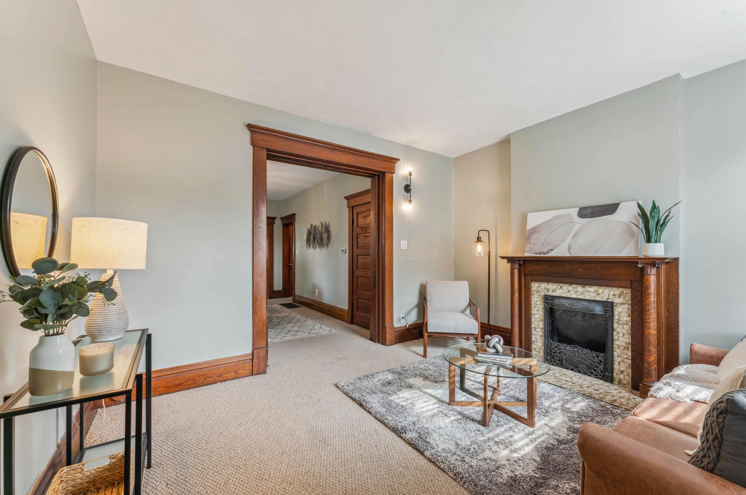 664 9 St, Columbus OH 43215-3972 exterior