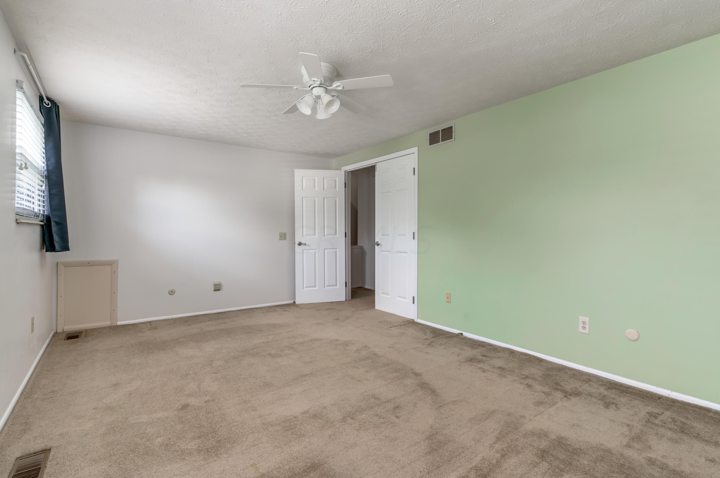 2076 Steffi Dr, Hilliard OH  43026-9432 exterior