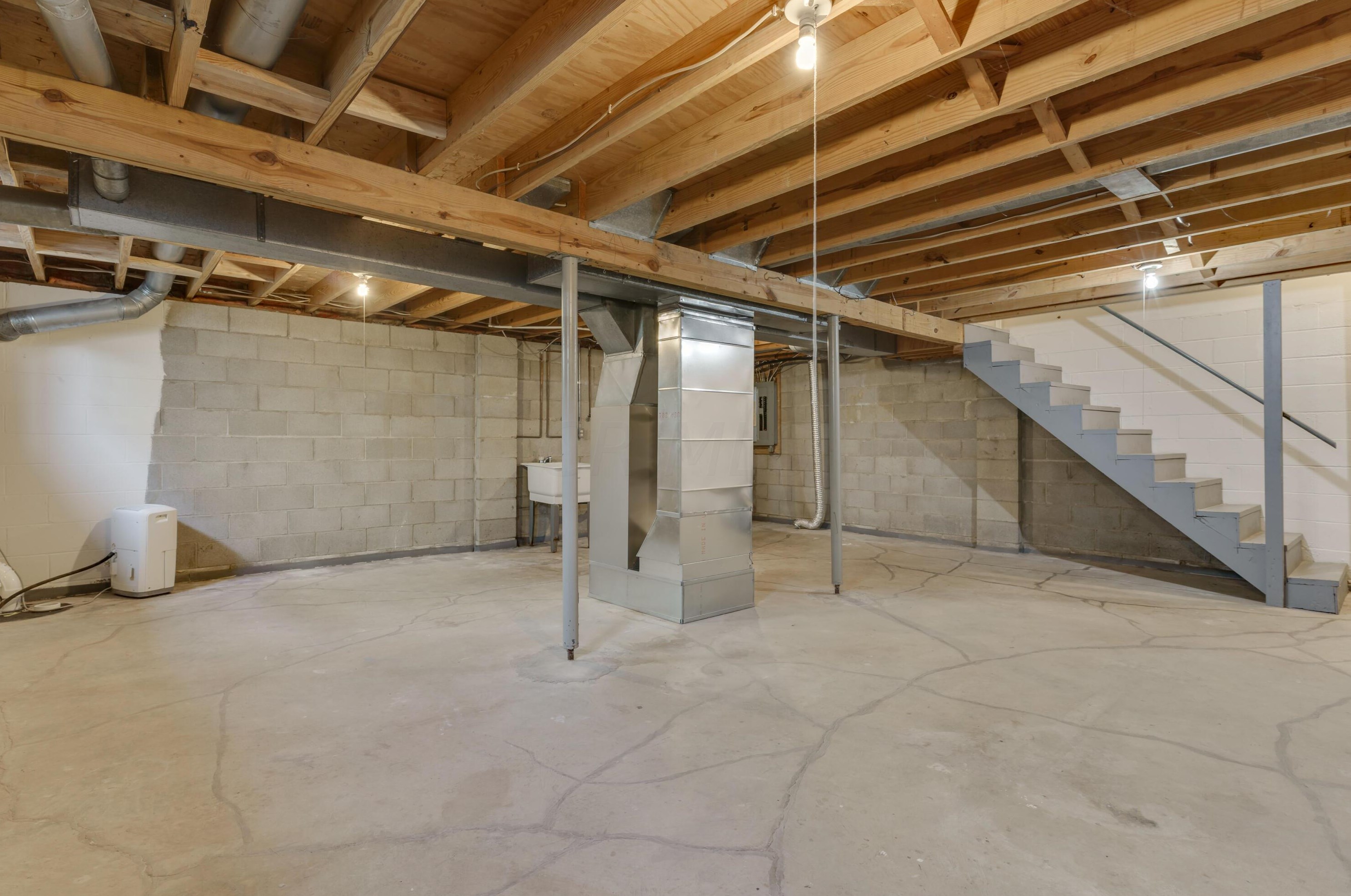 2076 Steffi Dr, Hilliard OH  43026-9432 exterior