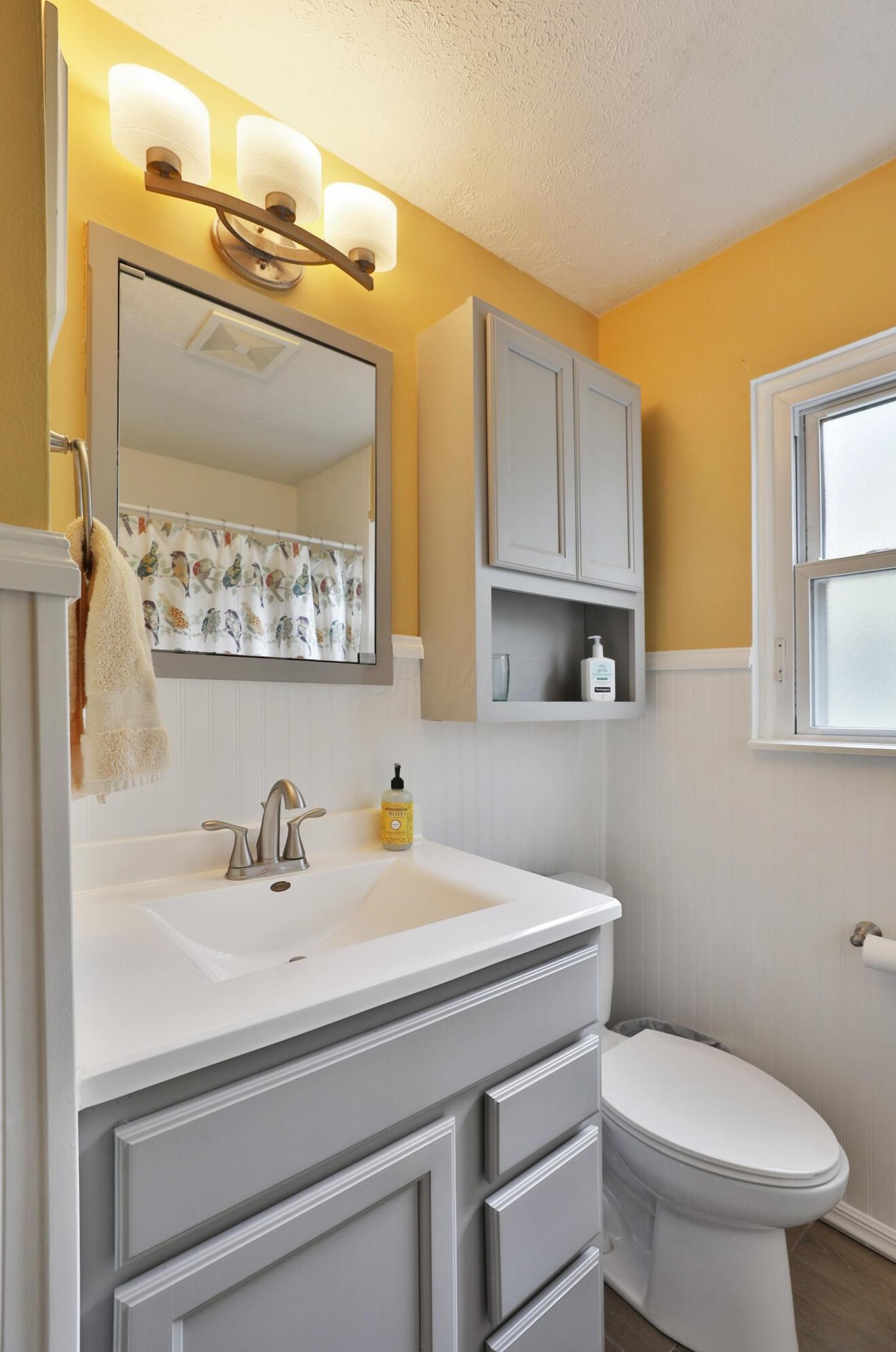 4560 Stewart Pl, Columbus OH  43214-2531 exterior