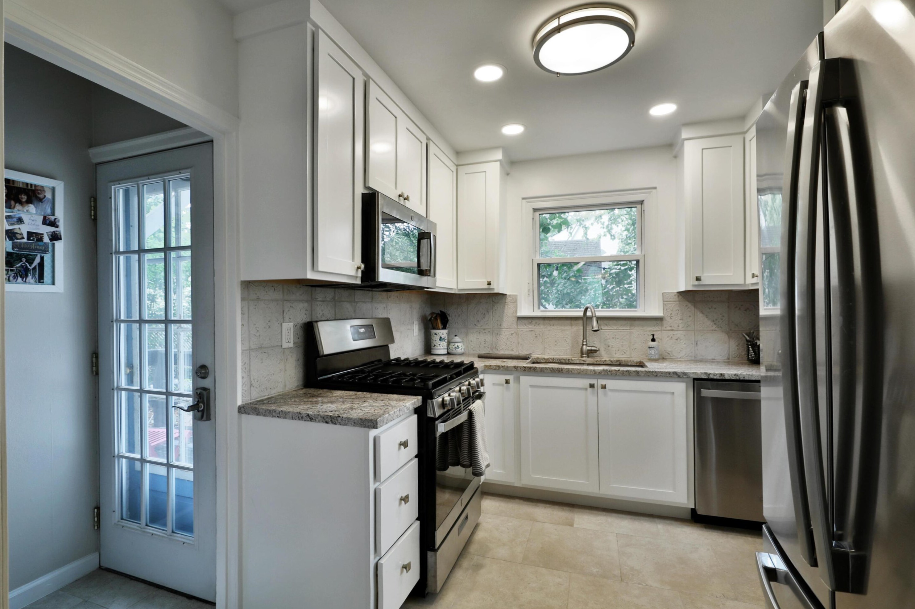 4560 Stewart Pl, Columbus OH  43214-2531 exterior