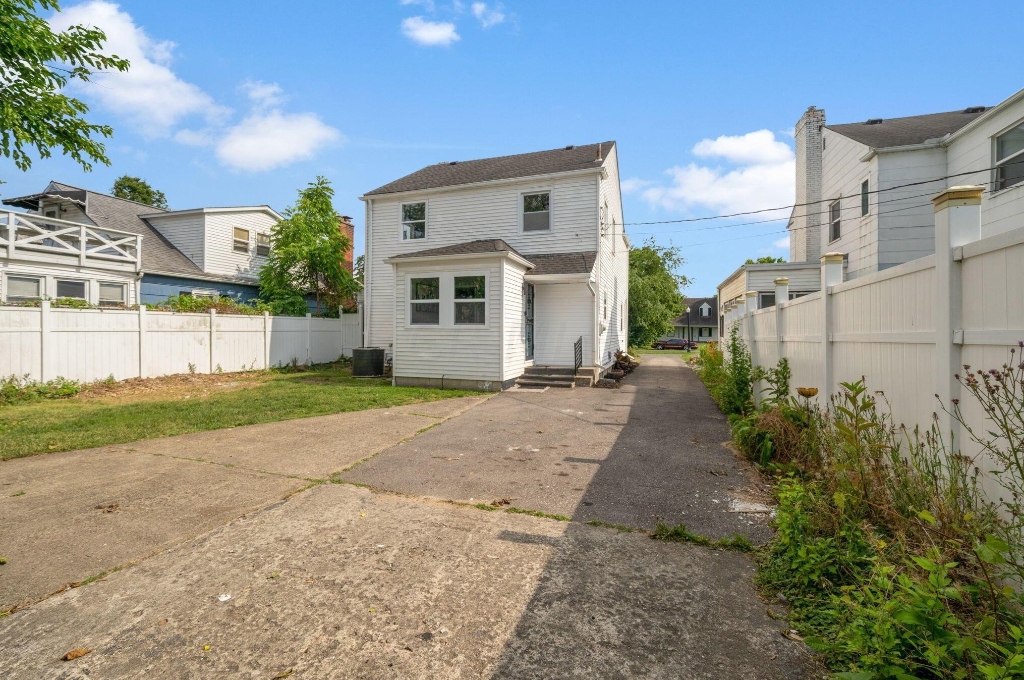 1790 Bide A Wee Park Ave, Columbus OH  43205-3039 exterior