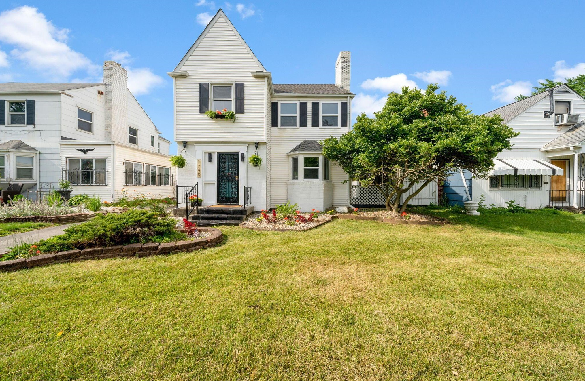 1790 Bide A Wee Park Ave, Columbus OH  43205-3039 exterior