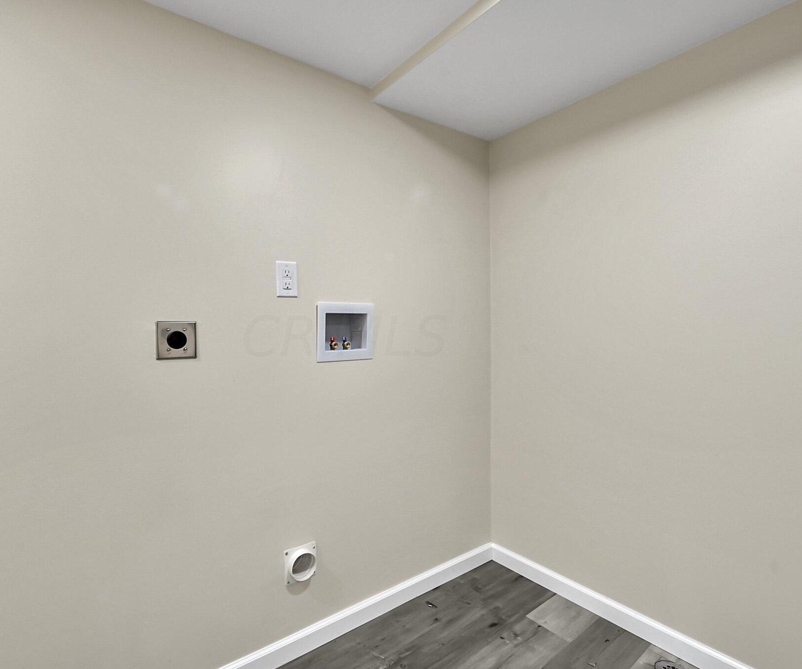 1890 Zettler Rd, Columbus OH  43227-3457 exterior