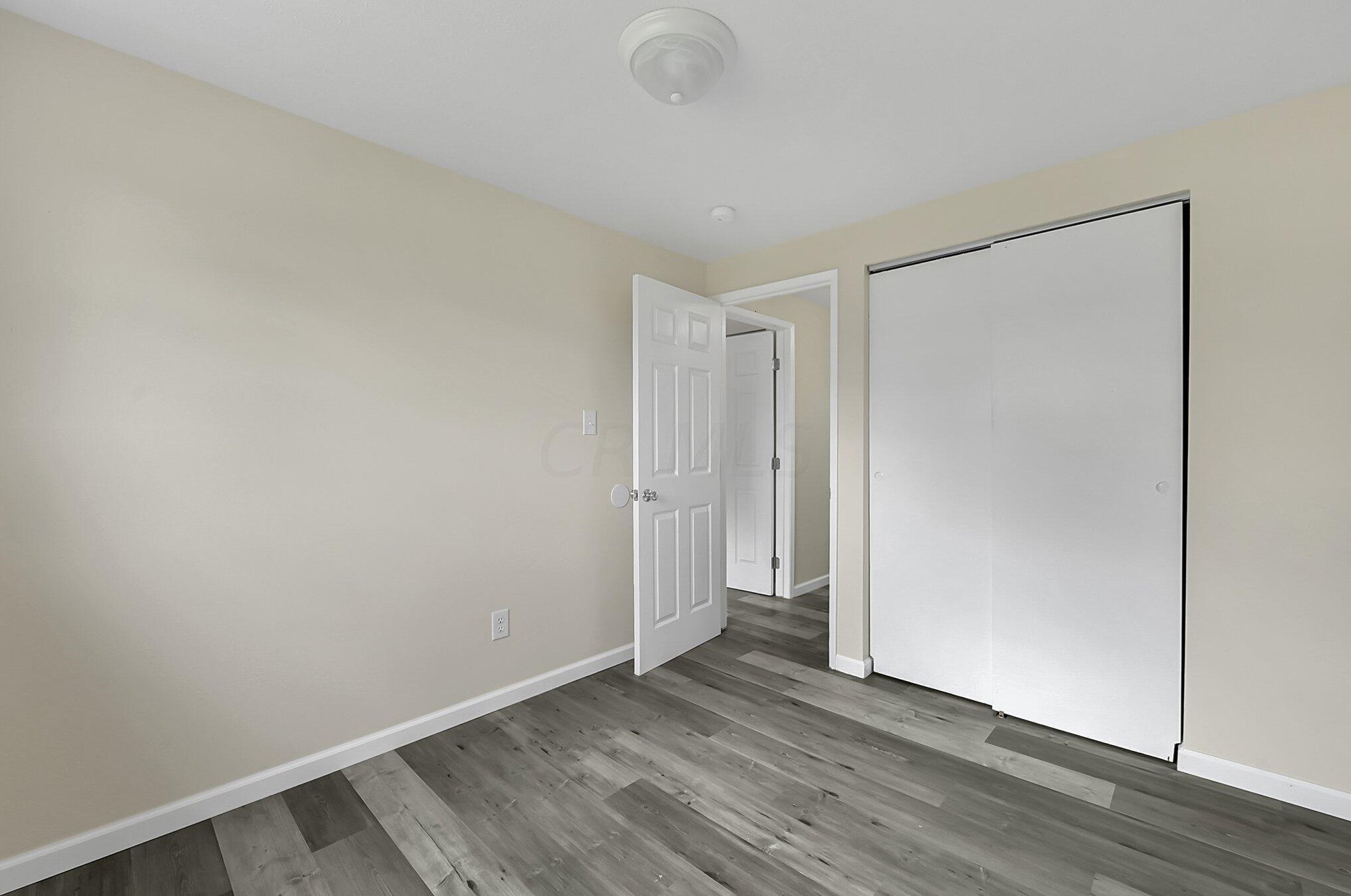 1890 Zettler Rd, Columbus OH  43227-3457 exterior