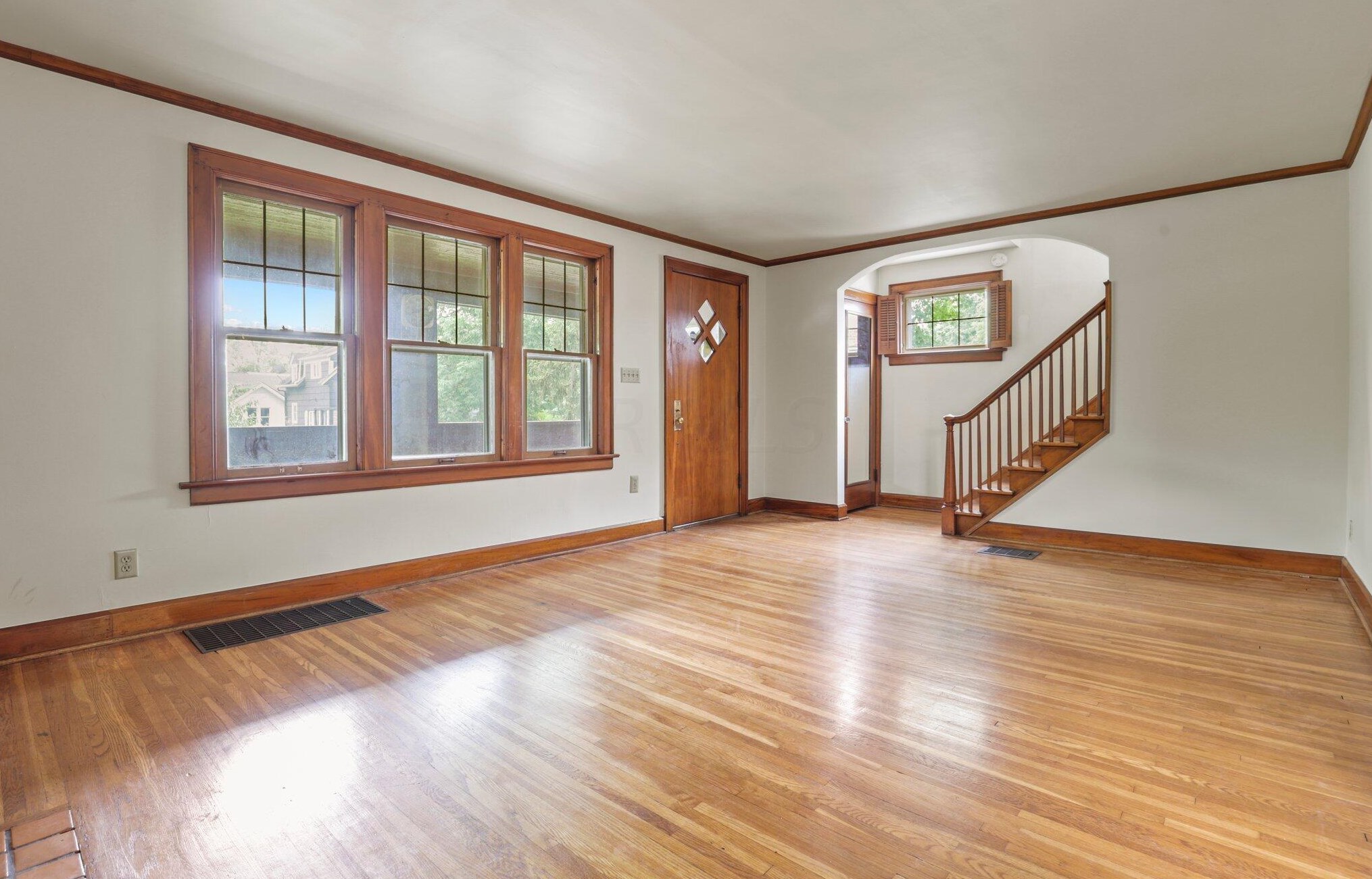 1051 Virginia Ave, Columbus OH 43212-3565 exterior