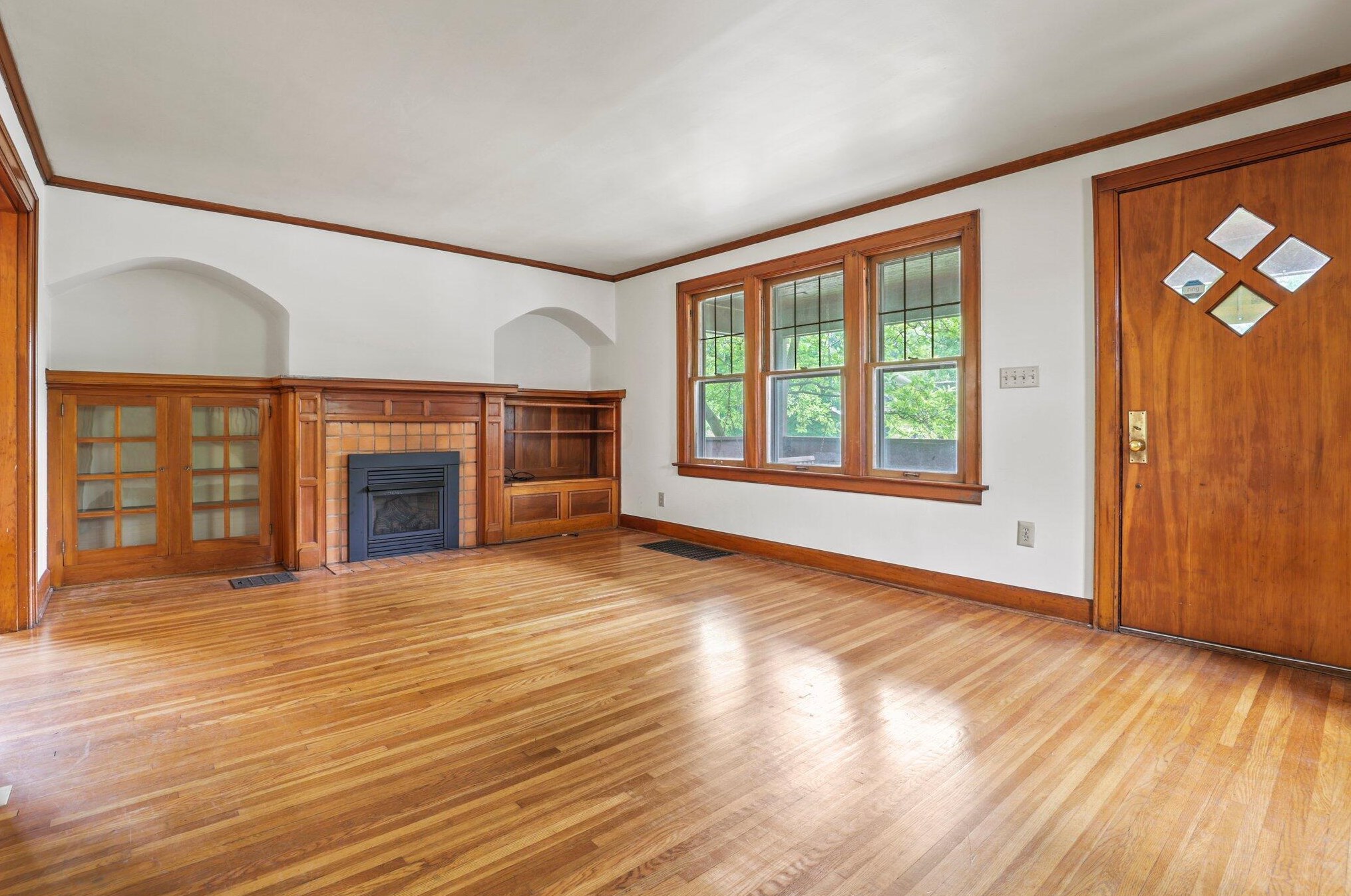 1051 Virginia Ave, Columbus OH 43212-3565 exterior