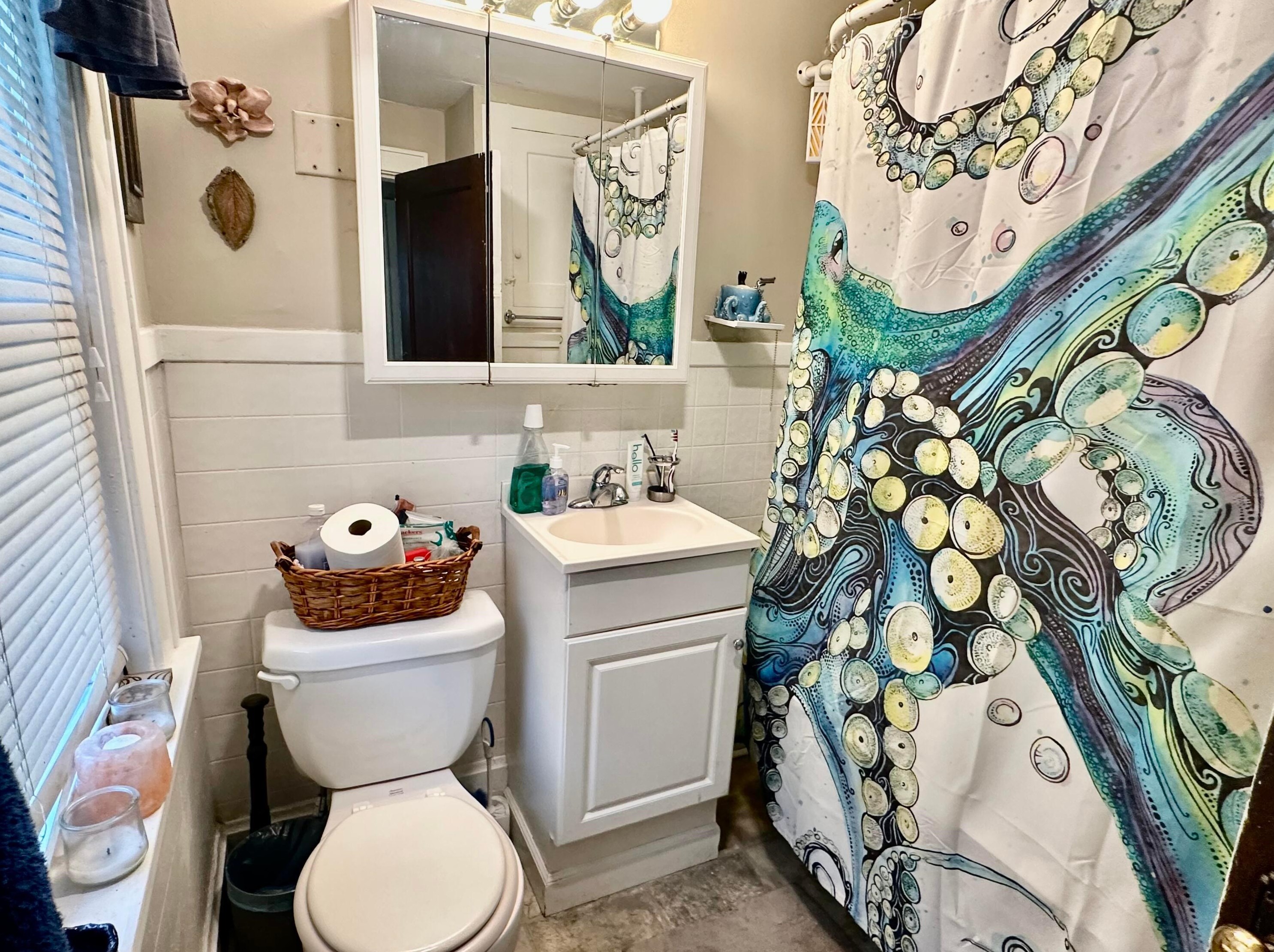 482 Alden Ave, Columbus OH 43201-1396 exterior