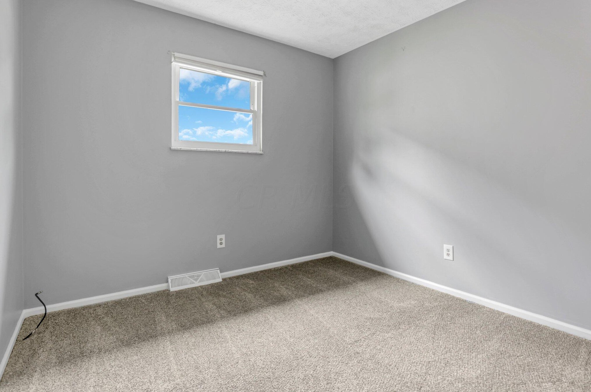 5419 Aqua St, Columbus OH  43229-3915 exterior