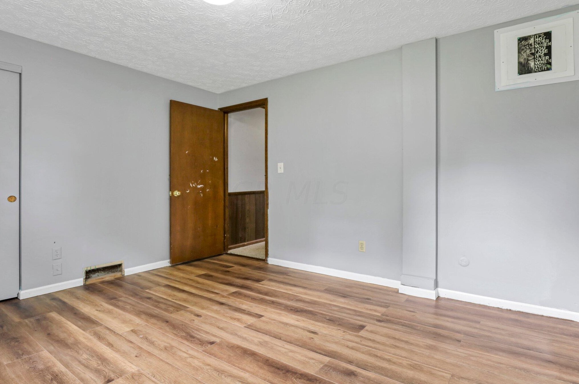 5419 Aqua St, Columbus OH  43229-3915 exterior