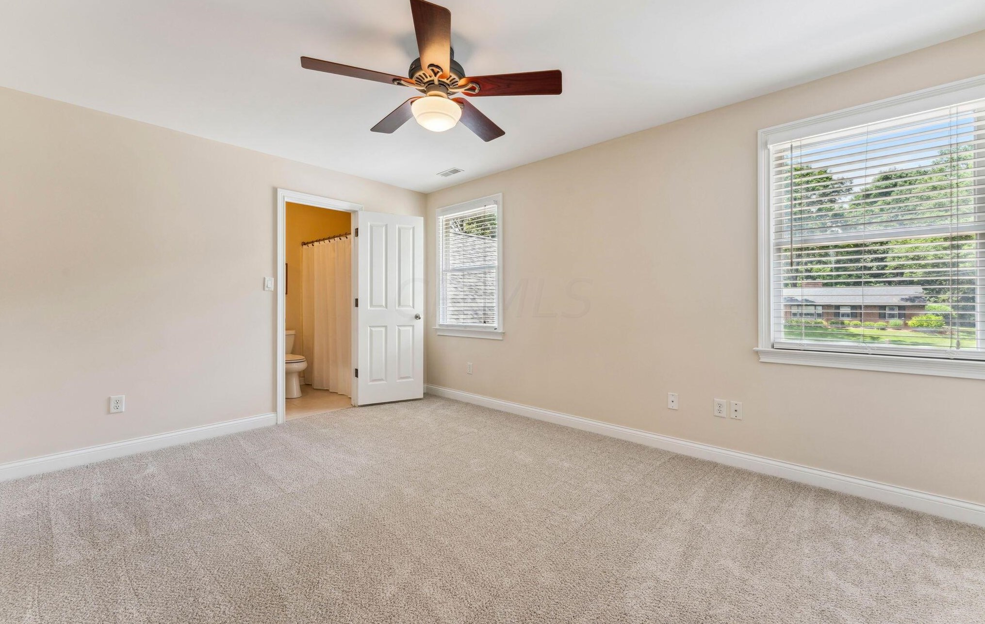 2781 Edgewood Rd, Columbus OH 43220-4517 exterior