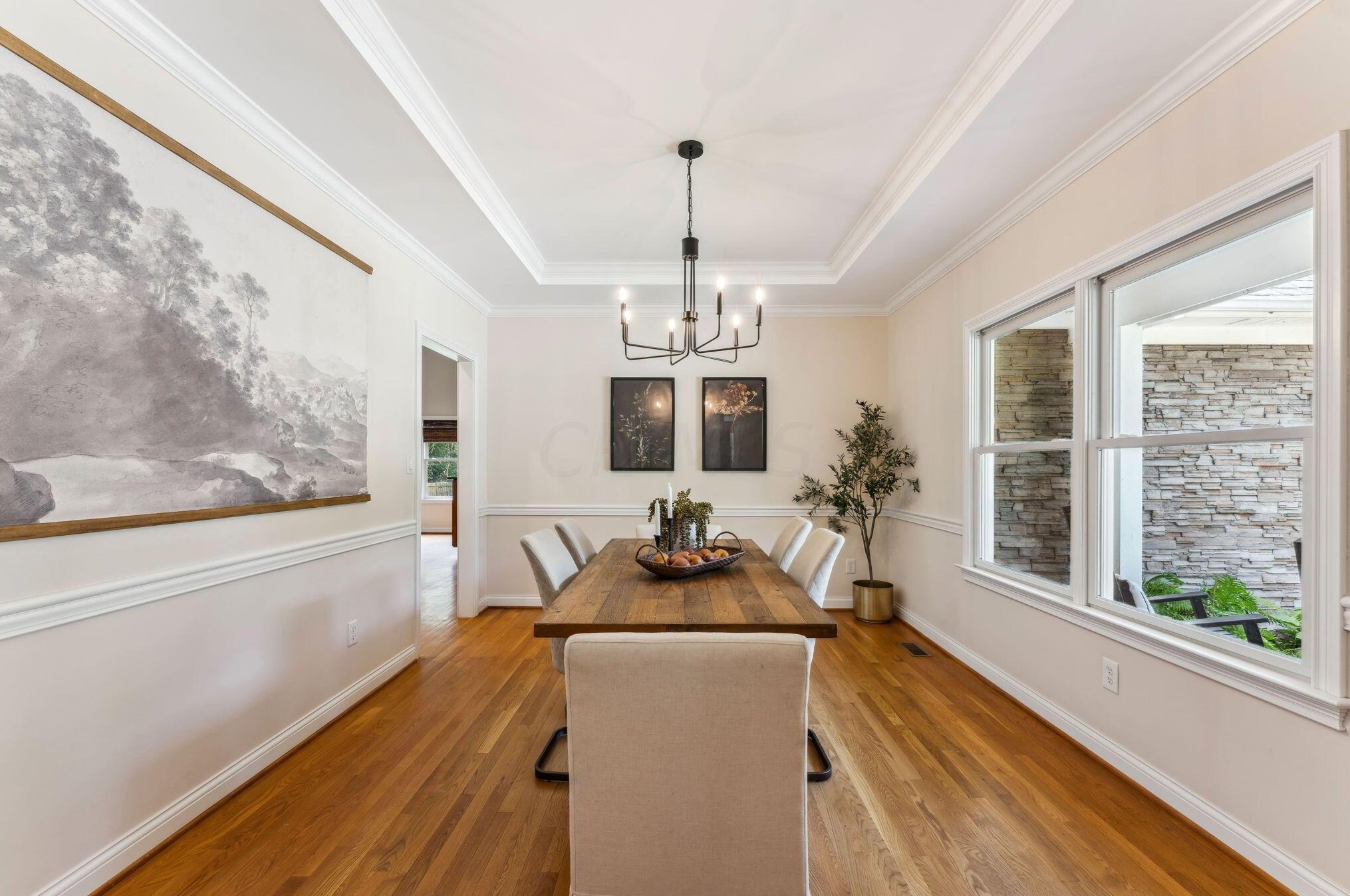 2781 Edgewood Rd, Columbus OH 43220-4517 exterior