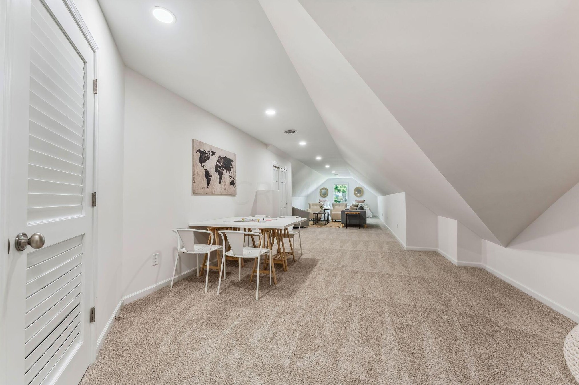 2781 Edgewood Rd, Columbus OH 43220-4517 exterior