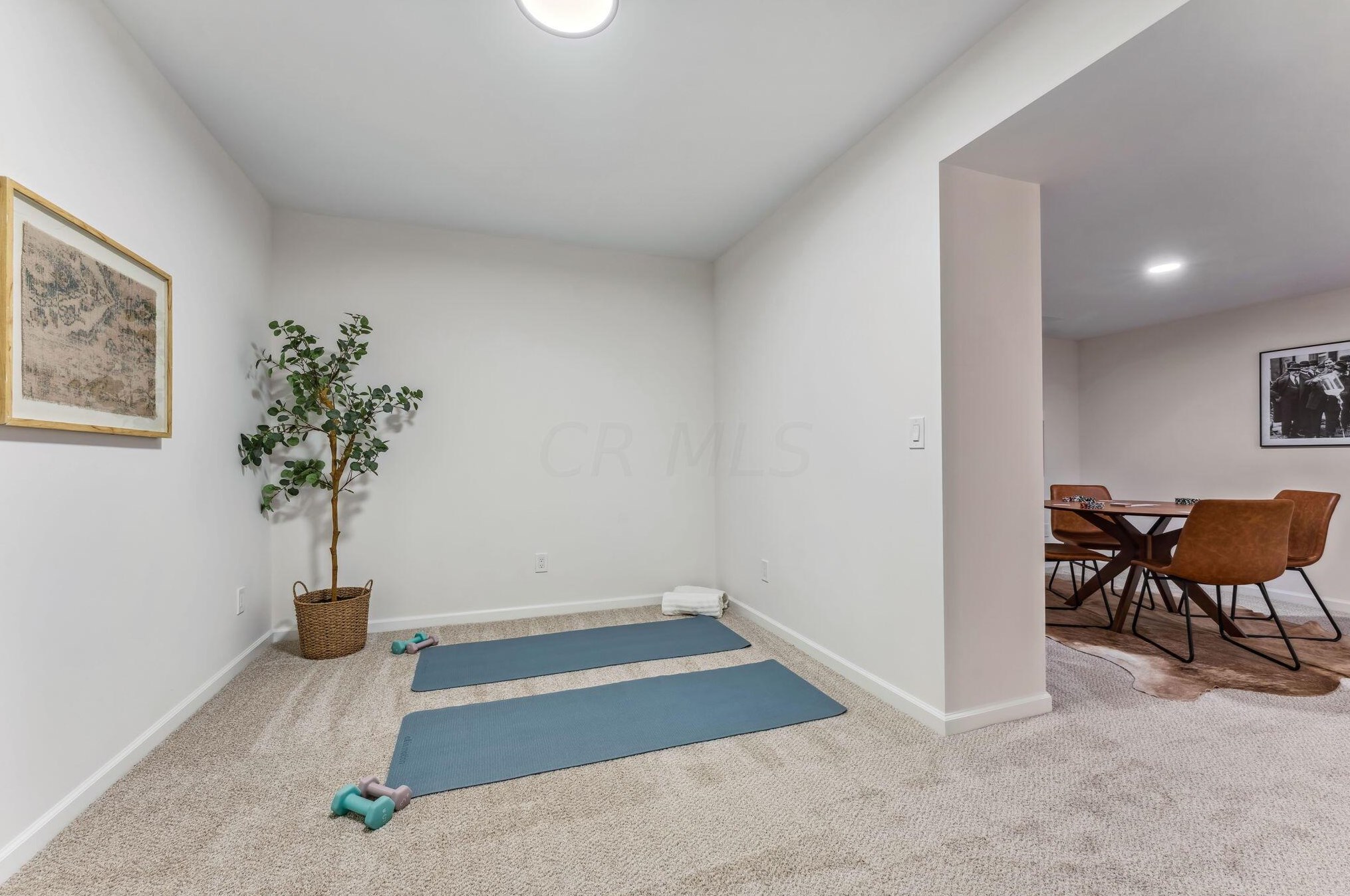 2781 Edgewood Rd, Columbus OH 43220-4517 exterior