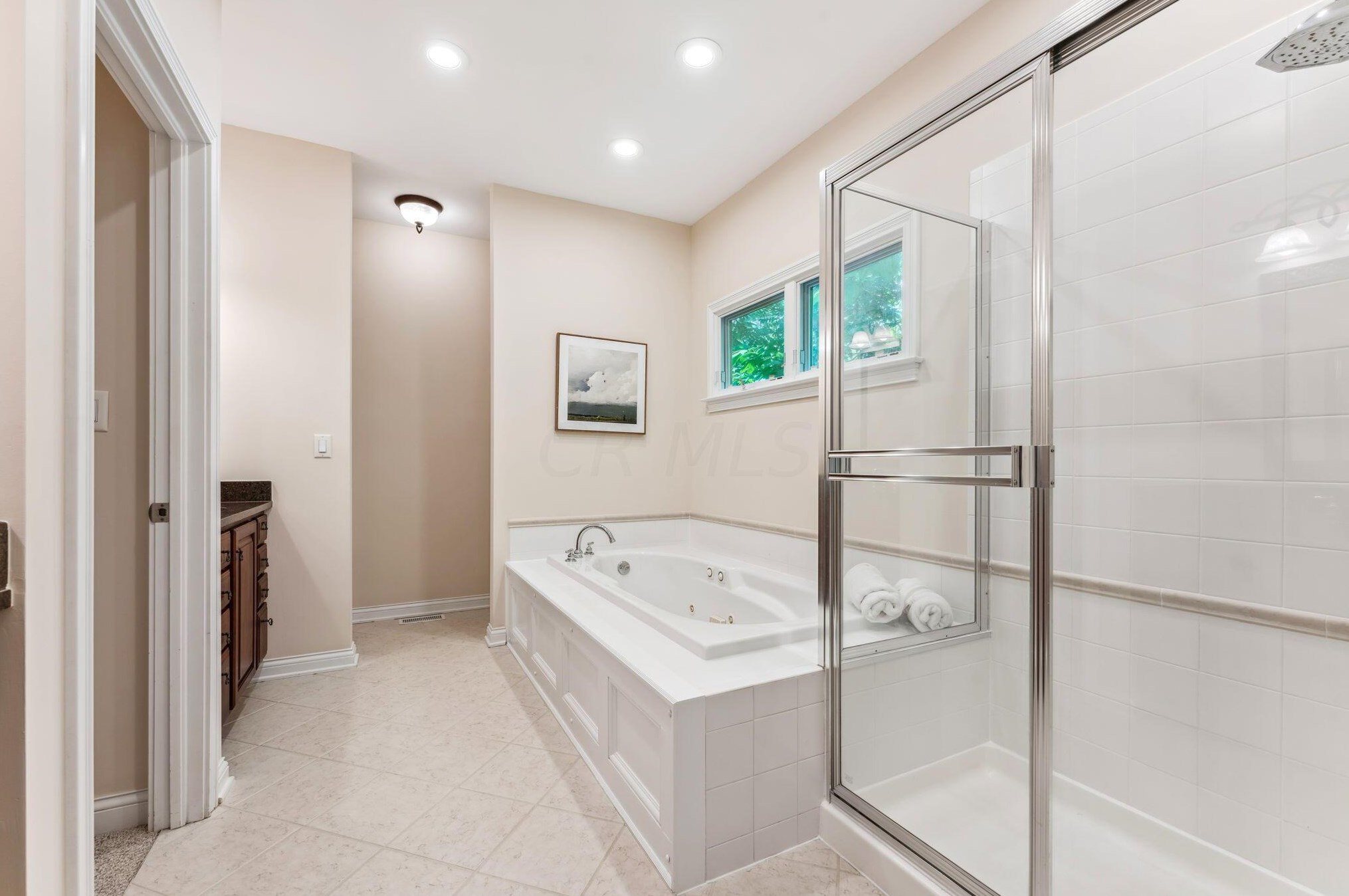 2781 Edgewood Rd, Columbus OH 43220-4517 exterior