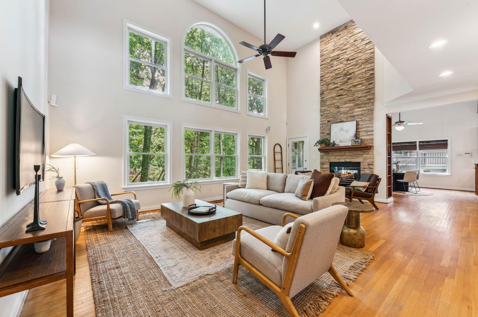 2781 Edgewood Rd, Columbus OH 43220-4517 exterior