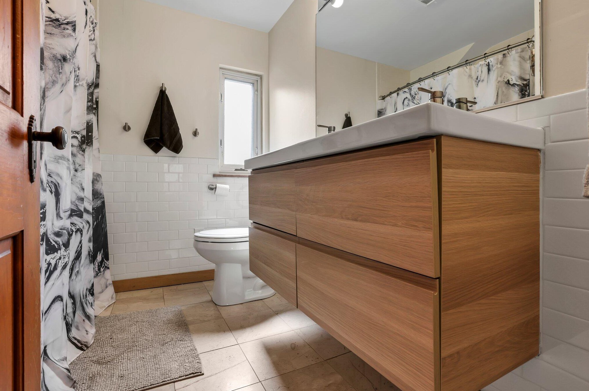 80 Edgevale Rd, Columbus OH 43221-1215 exterior