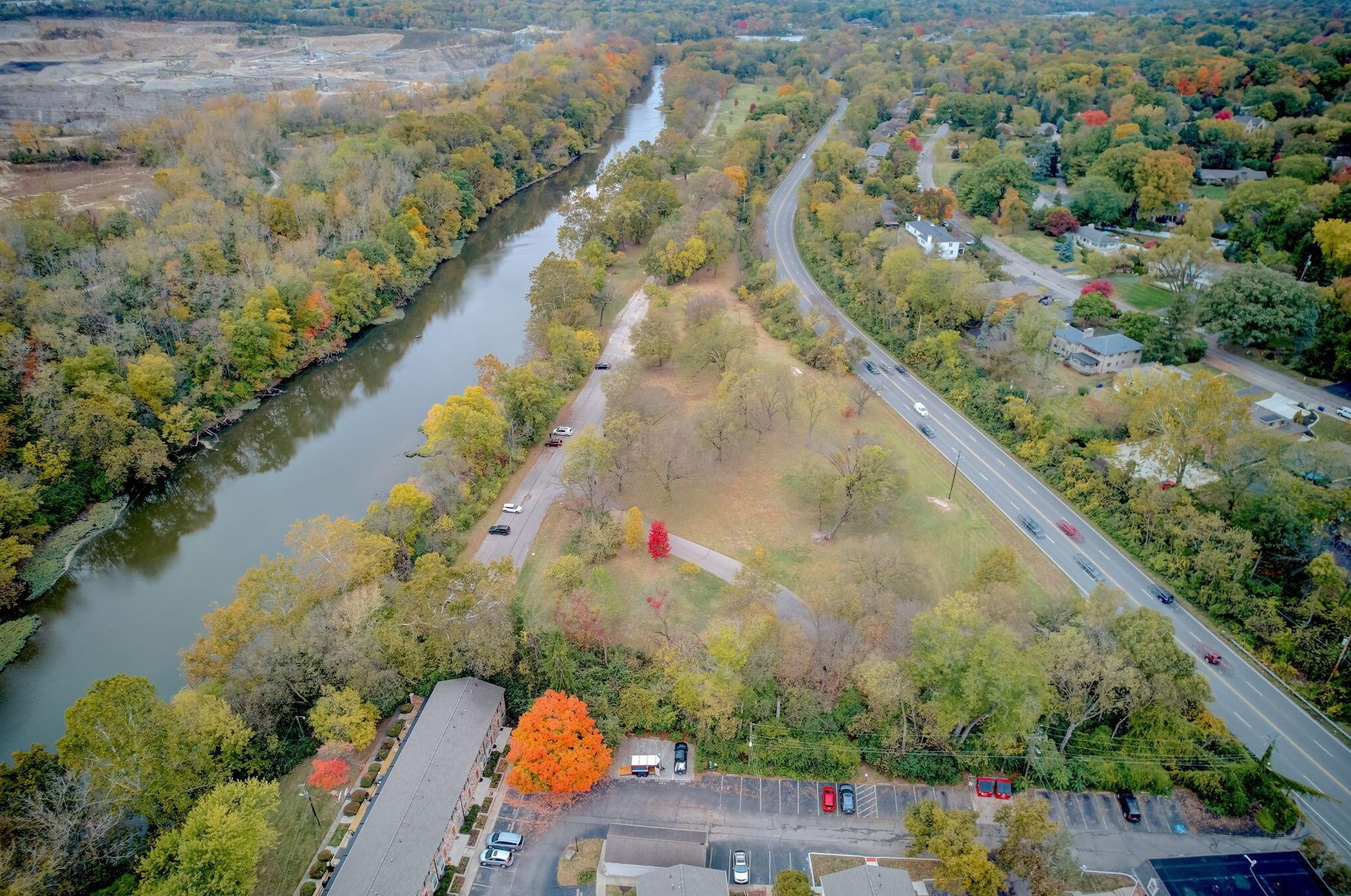 2585 Olde Hill Ct, Columbus OH  43221-3678 exterior