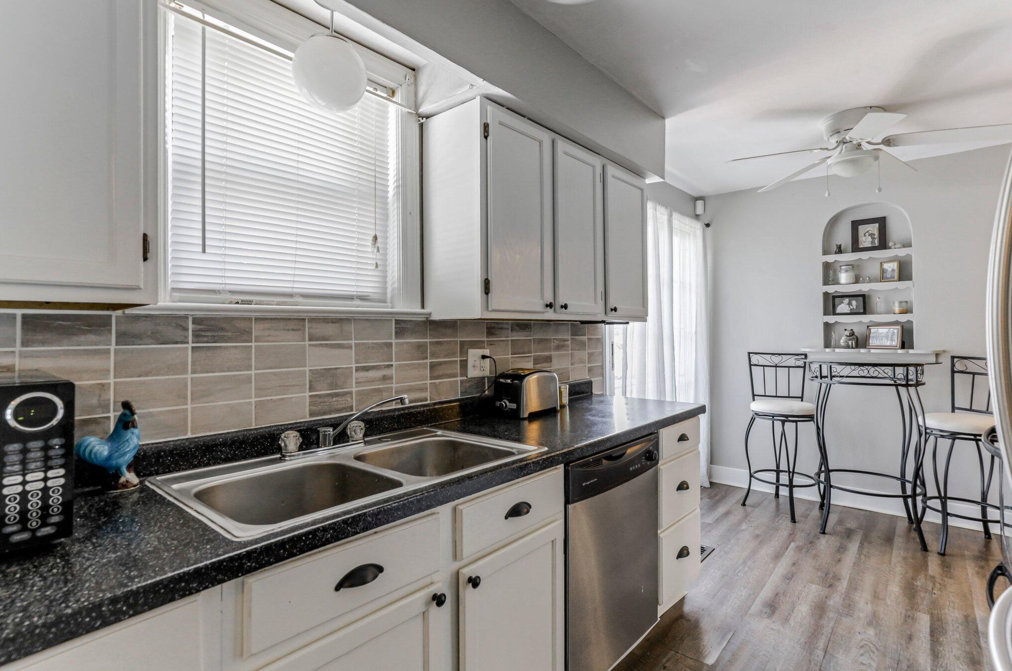 118 Gould Rd, Columbus OH 43209-1175 exterior