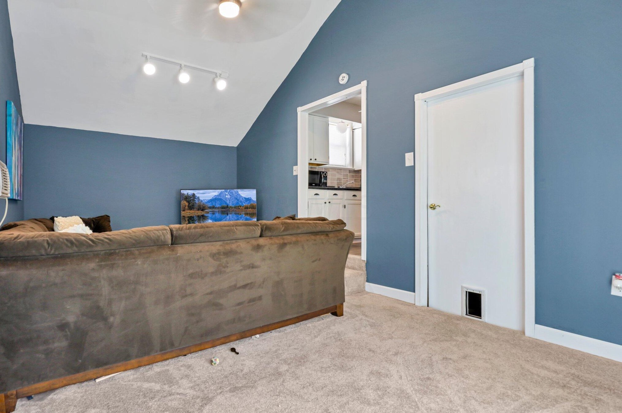 118 Gould Rd, Columbus OH 43209-1175 exterior