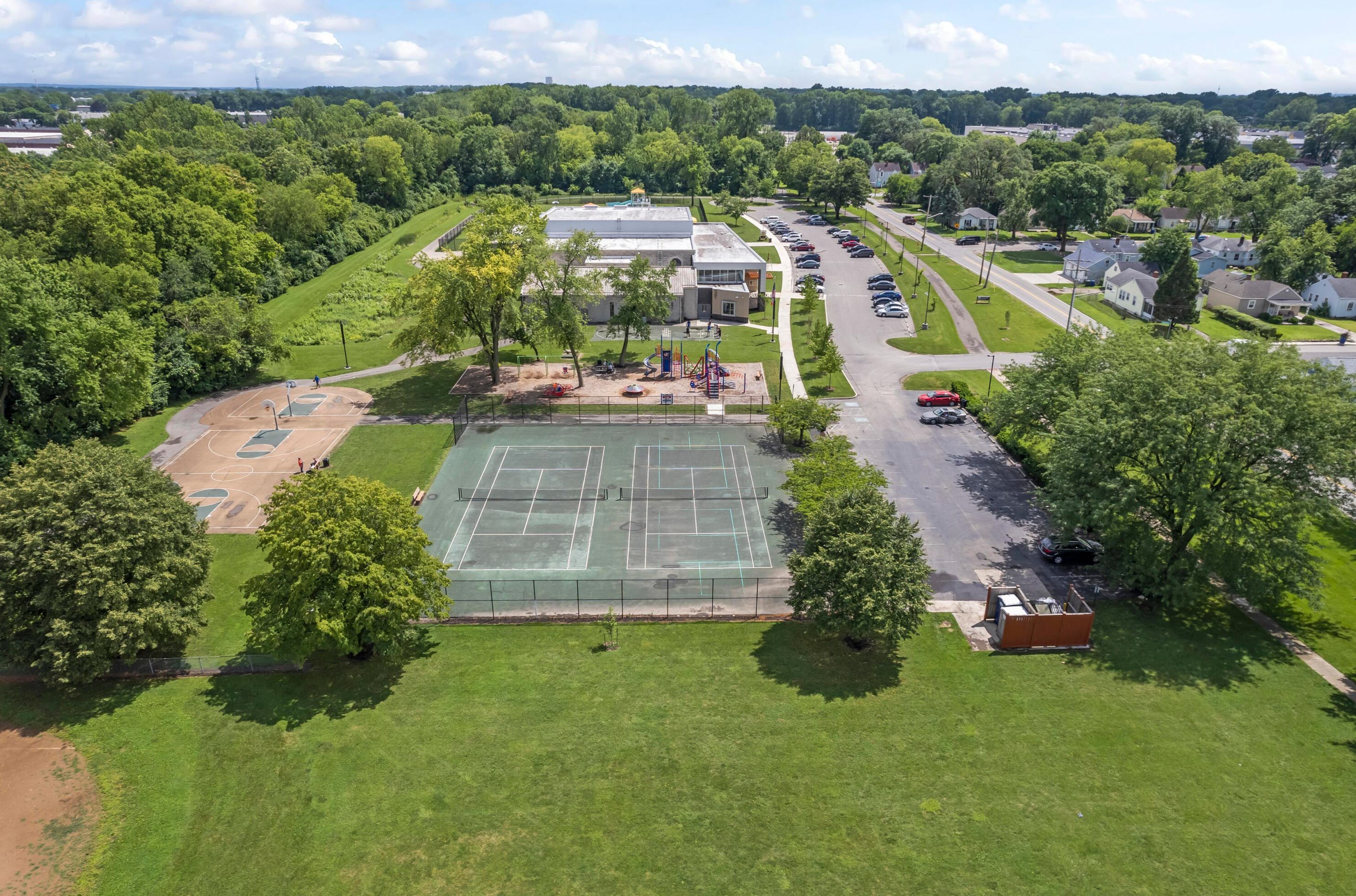 1468 Whittier St, Columbus OH 43206-1864 exterior