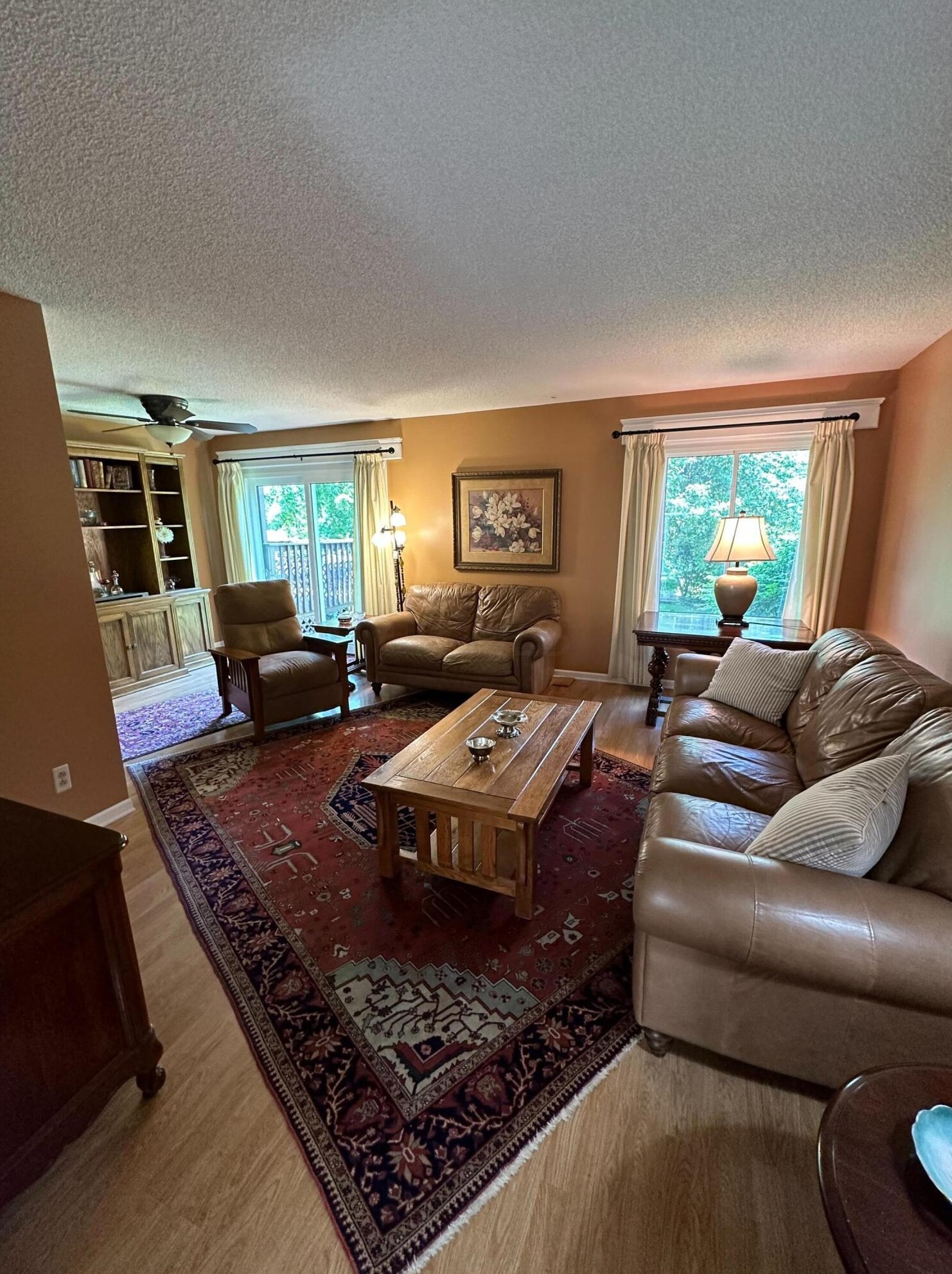 852 Tamara Dr, Columbus OH 43230-3273 exterior