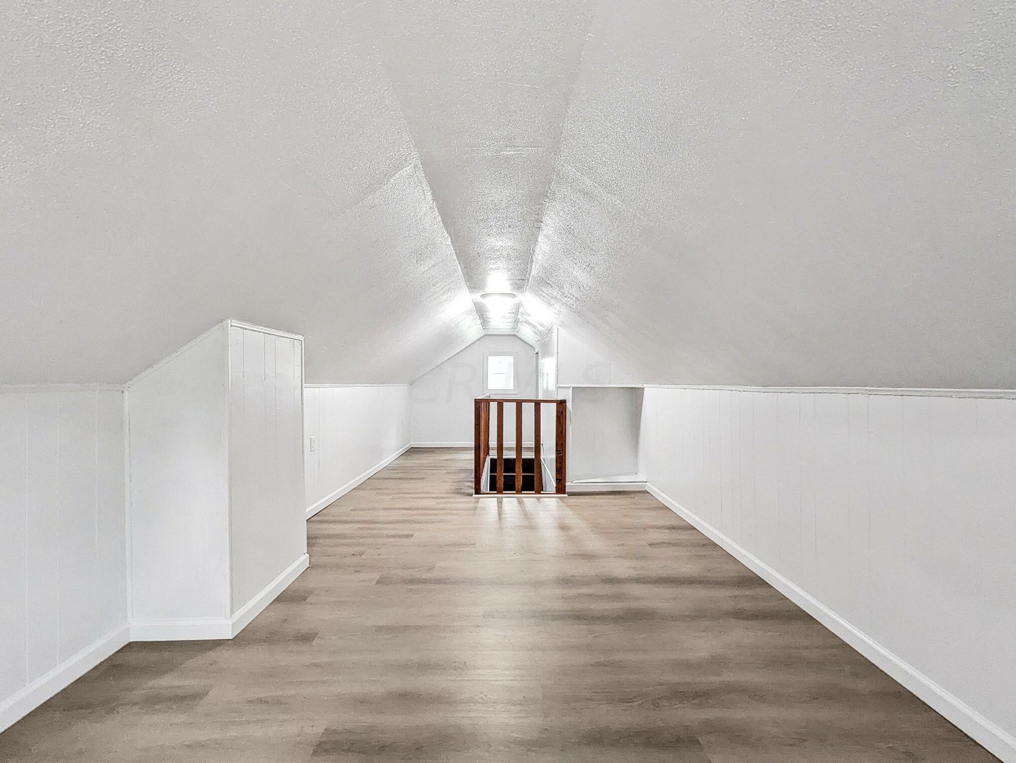 2678 Eakin Rd, Columbus OH 43204-2819 exterior