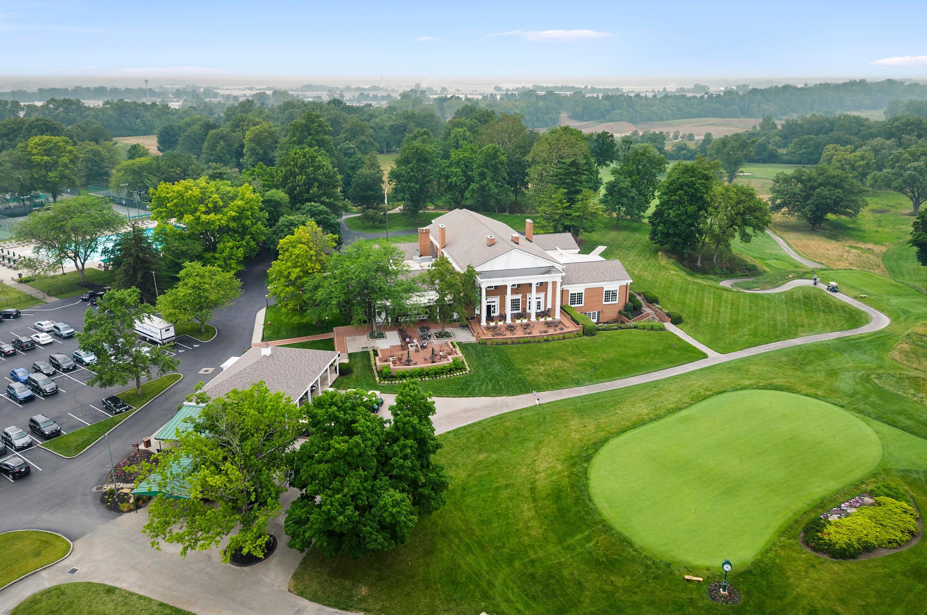 5020 Etna Rd, Columbus OH 43213-1948 exterior