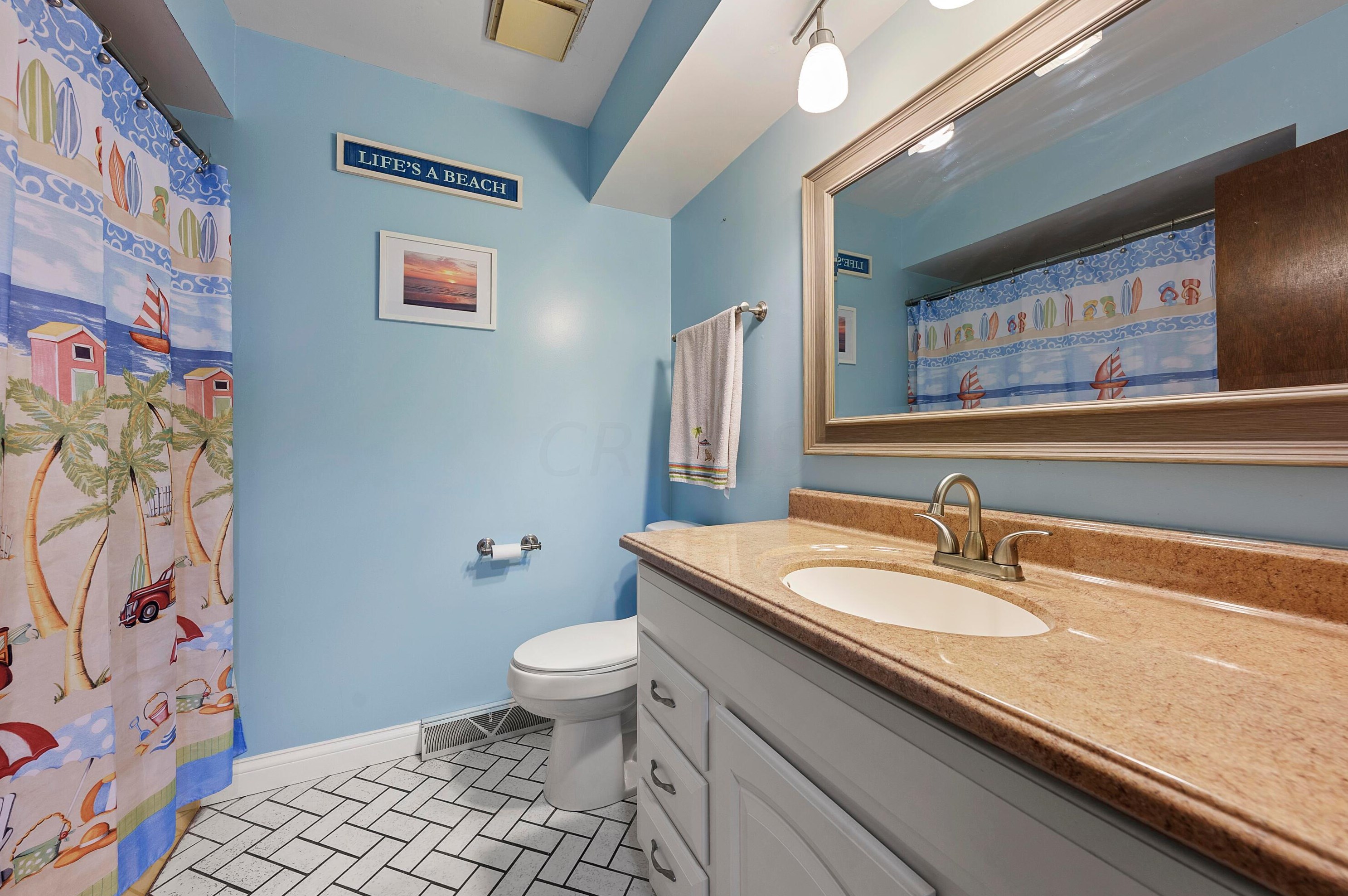 5020 Etna Rd, Columbus OH 43213-1948 exterior