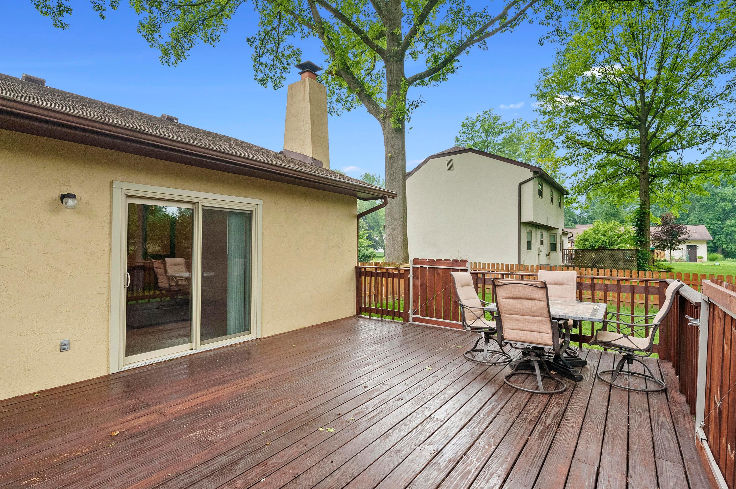 5020 Etna Rd, Columbus OH 43213-1948 exterior