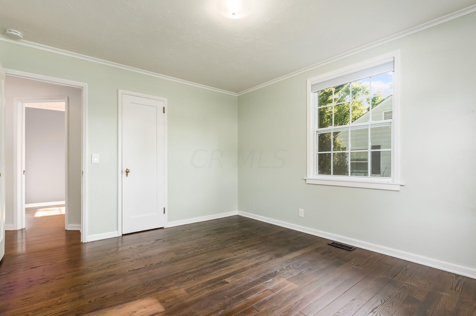 436 Selby Blvd, Columbus OH  43085-3722 exterior