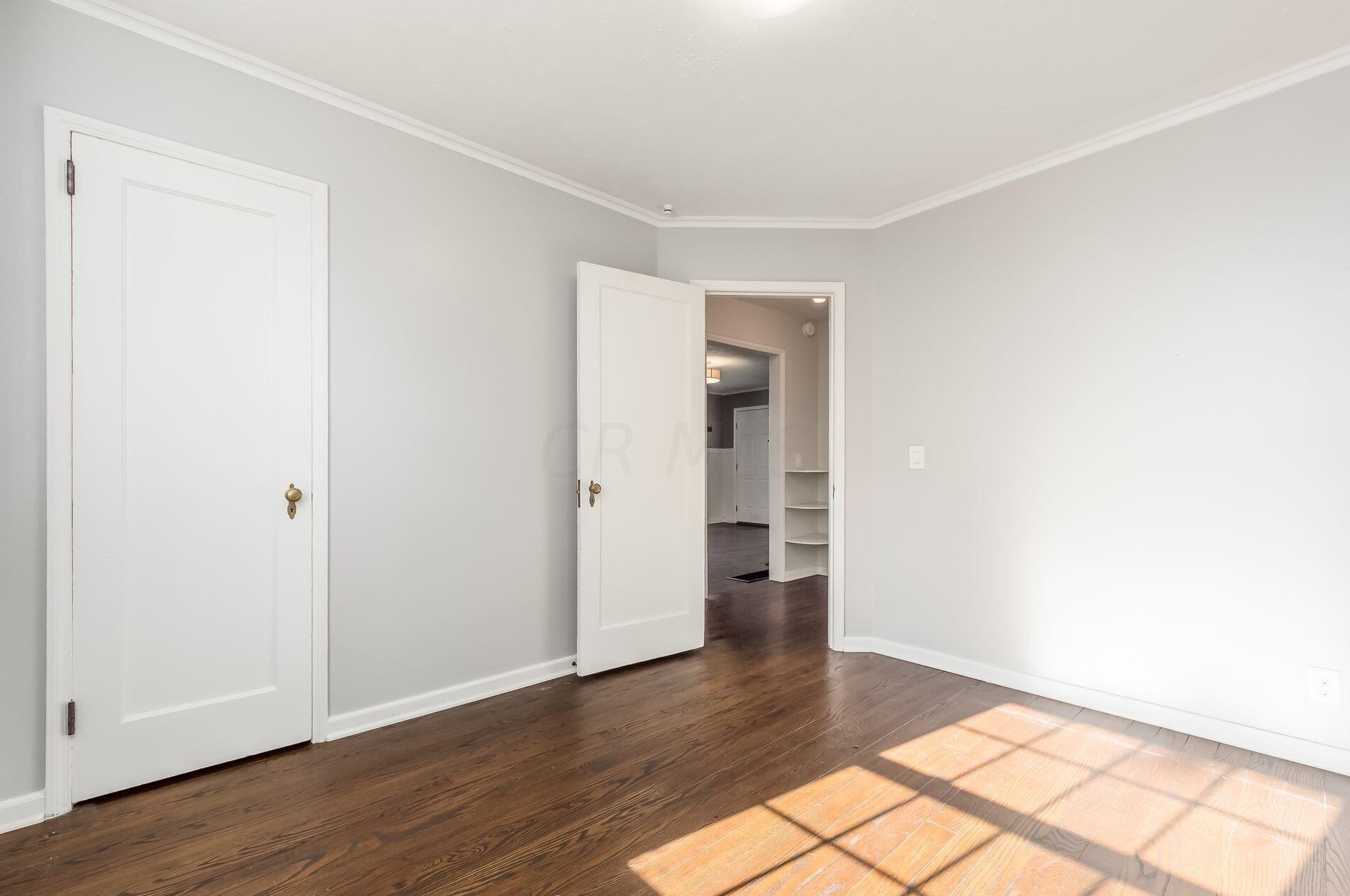 436 Selby Blvd, Columbus OH  43085-3722 exterior