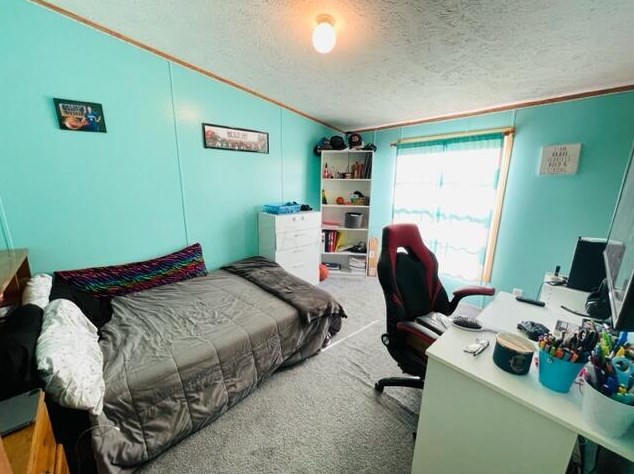 453 Newark Ave, Thornville OH  43076-9352 exterior