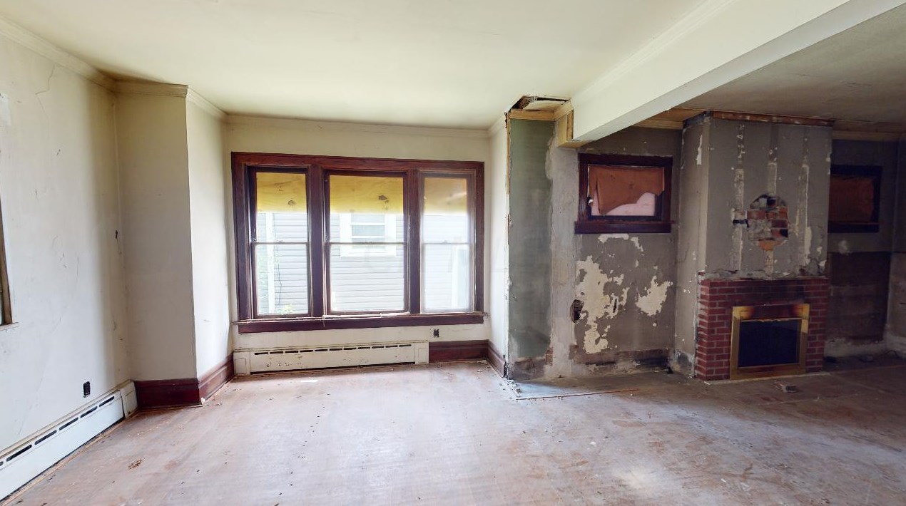 2494 4th St, Columbus OH 43202-2743 exterior