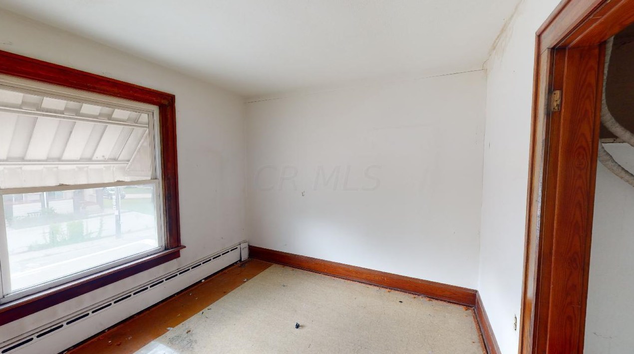 2494 4th St, Columbus OH 43202-2743 exterior