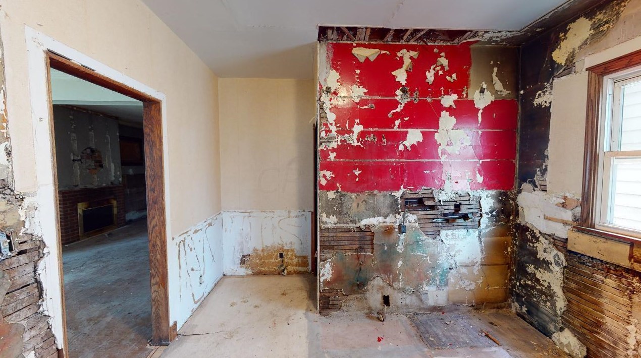 2494 4th St, Columbus OH 43202-2743 exterior