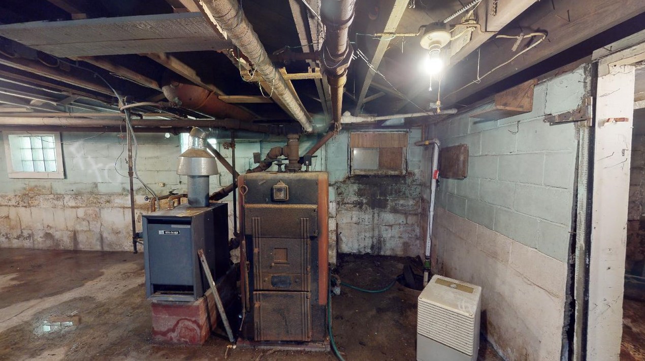 2494 4th St, Columbus OH 43202-2743 exterior